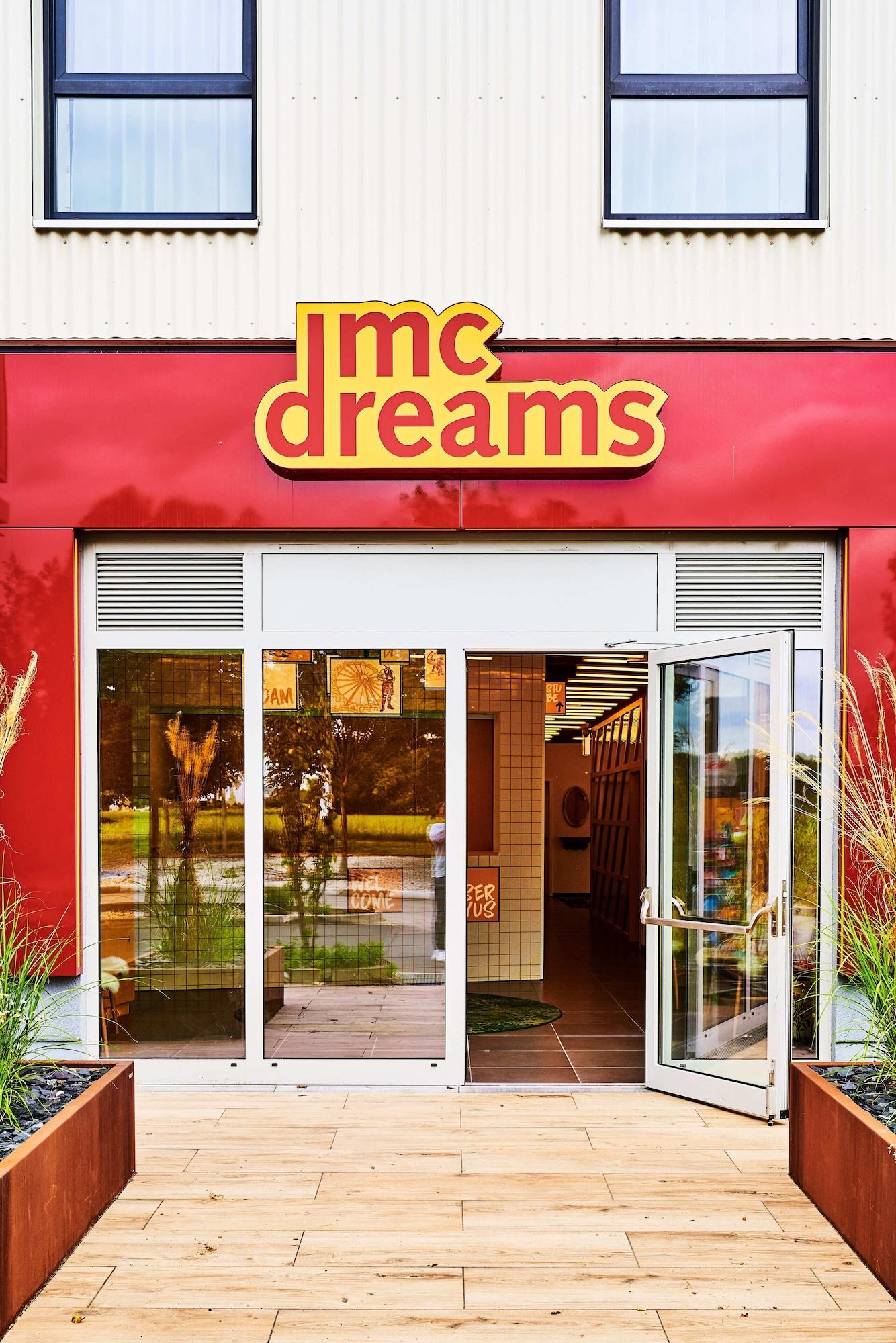 Vista Exterior McDreams Hotel München Messe