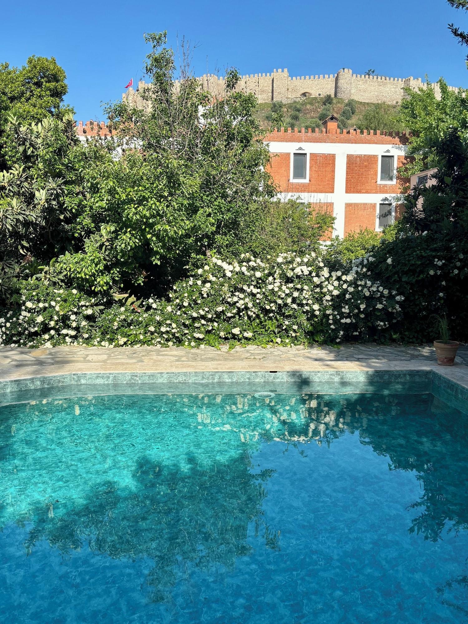 Vista Exterior Hotel Kalehan