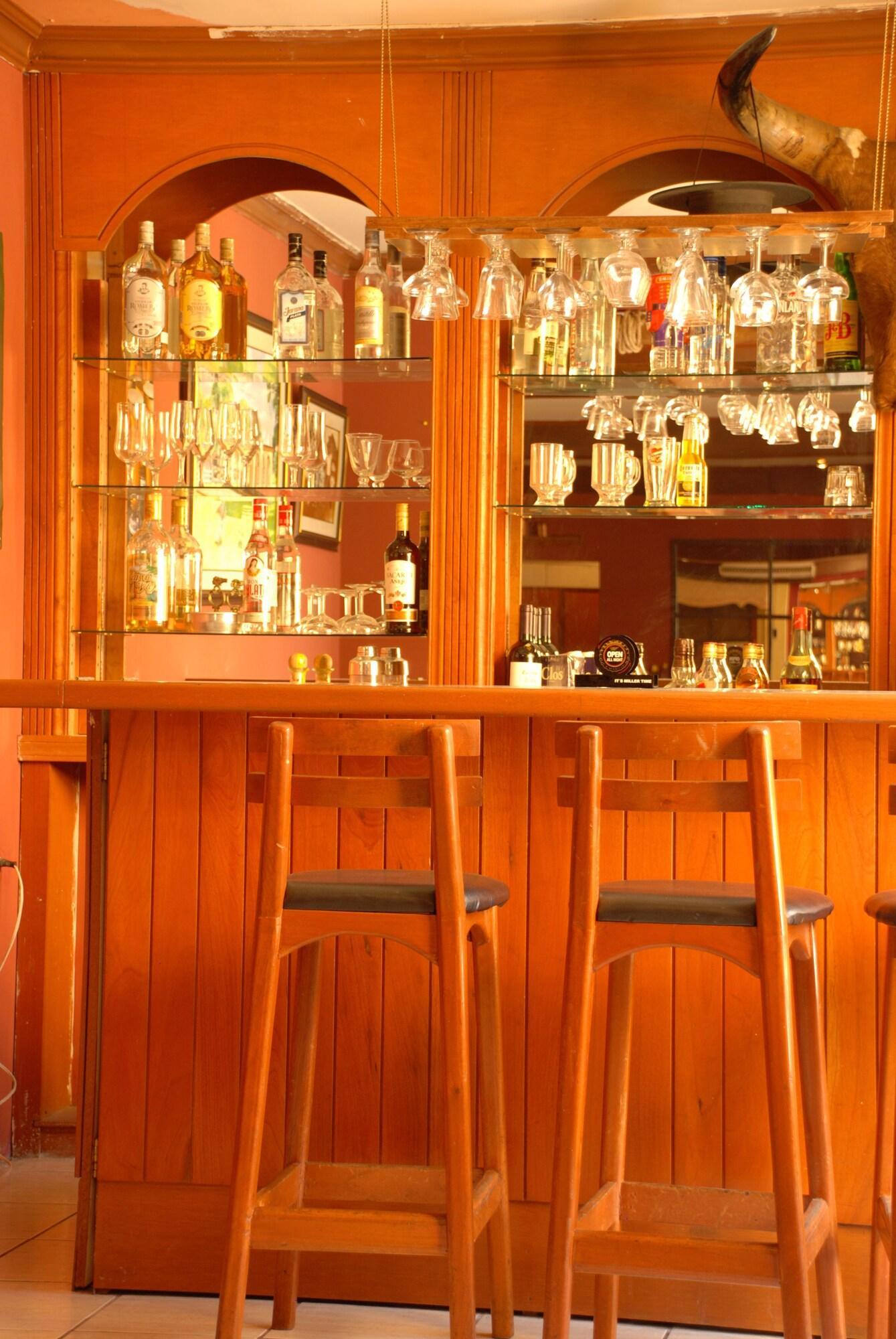 Bar/Salón Hotel Capital