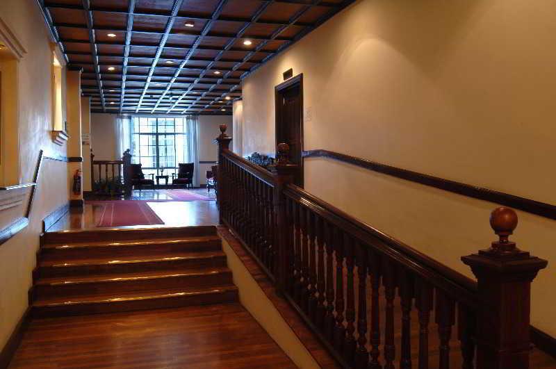 Varios The Grand Hotel