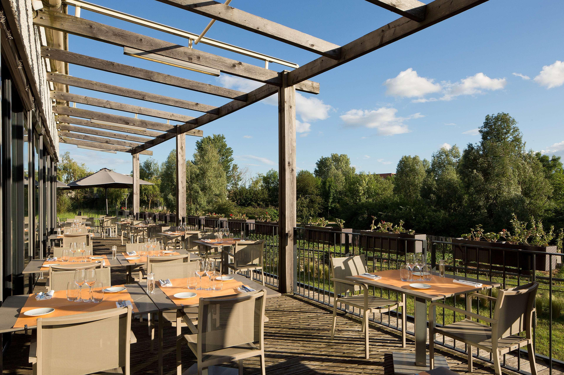 Restaurant DoubleTree by Hilton Lyon Eurexpo & Spa