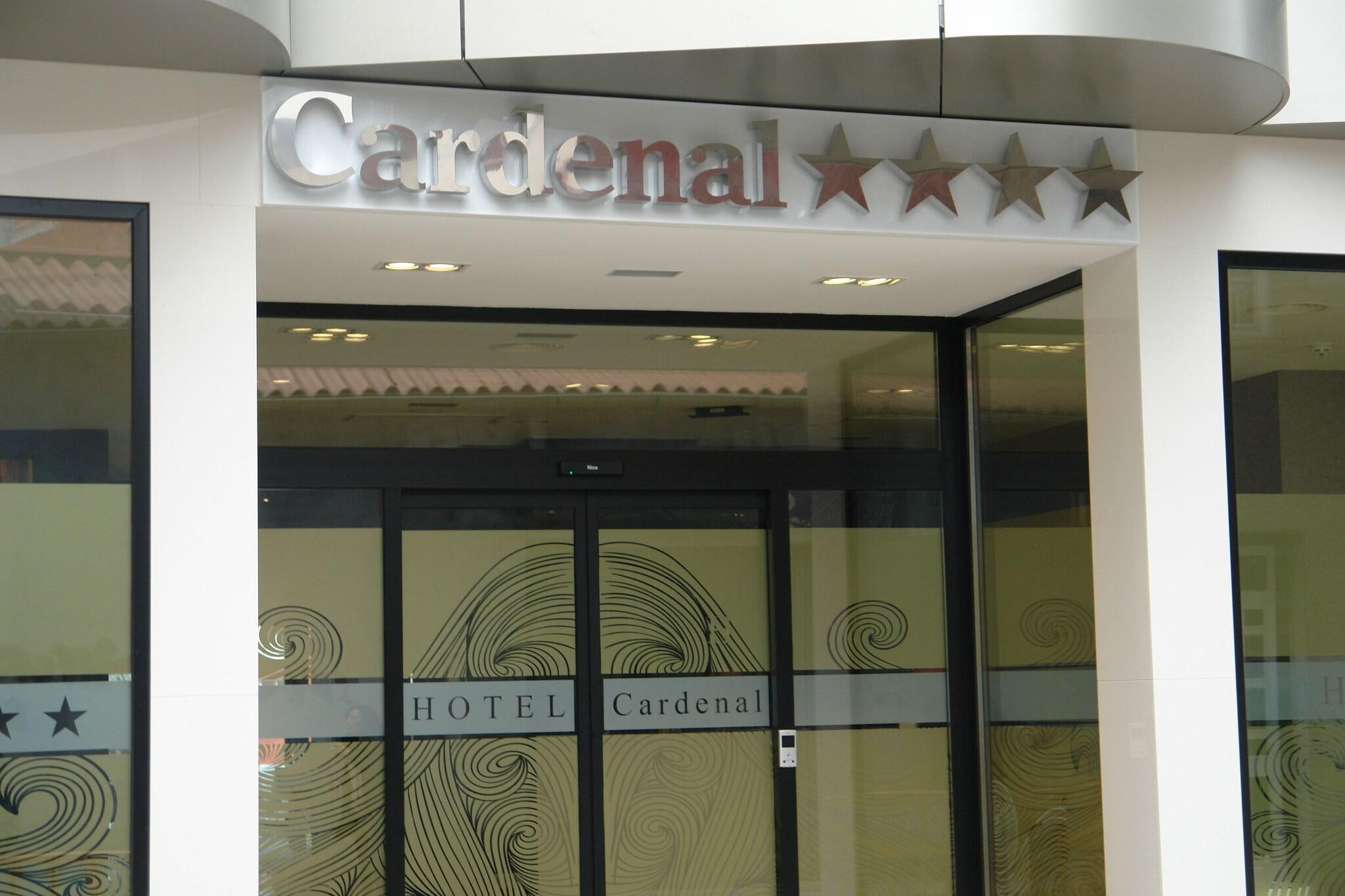 Vista Exterior Hotel Cardenal