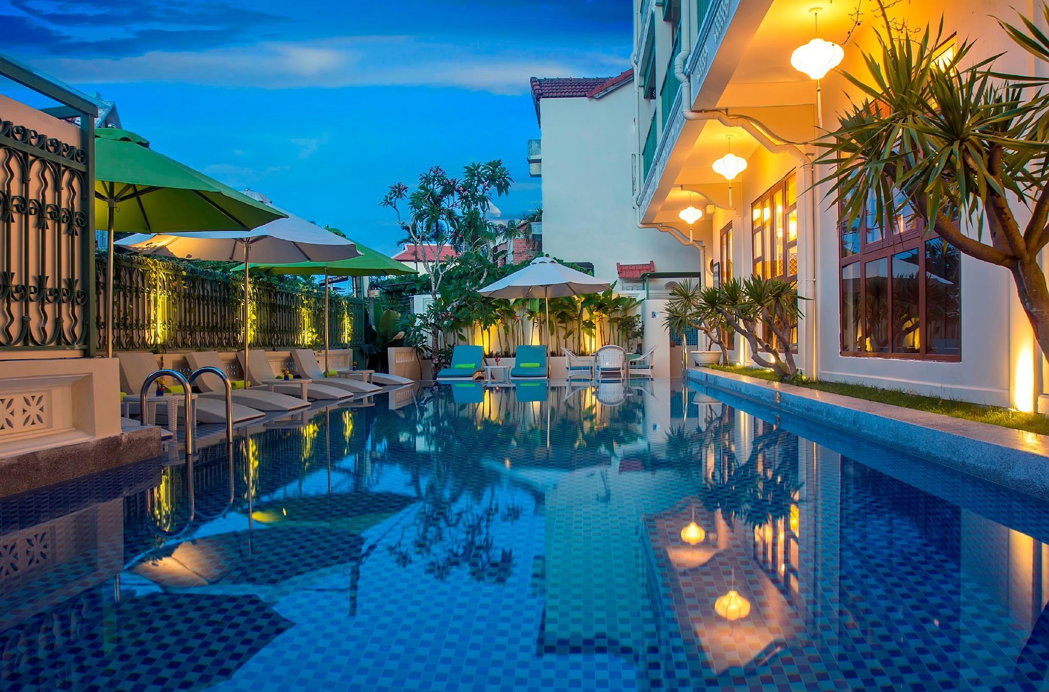 Playa Lantana Riverside Hoi An Hotel