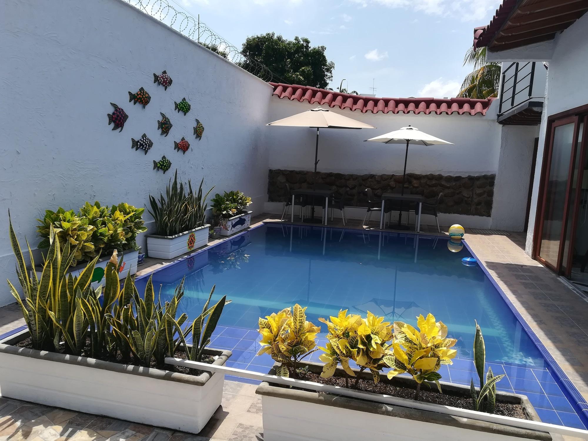 Varios Casona de los Pinto