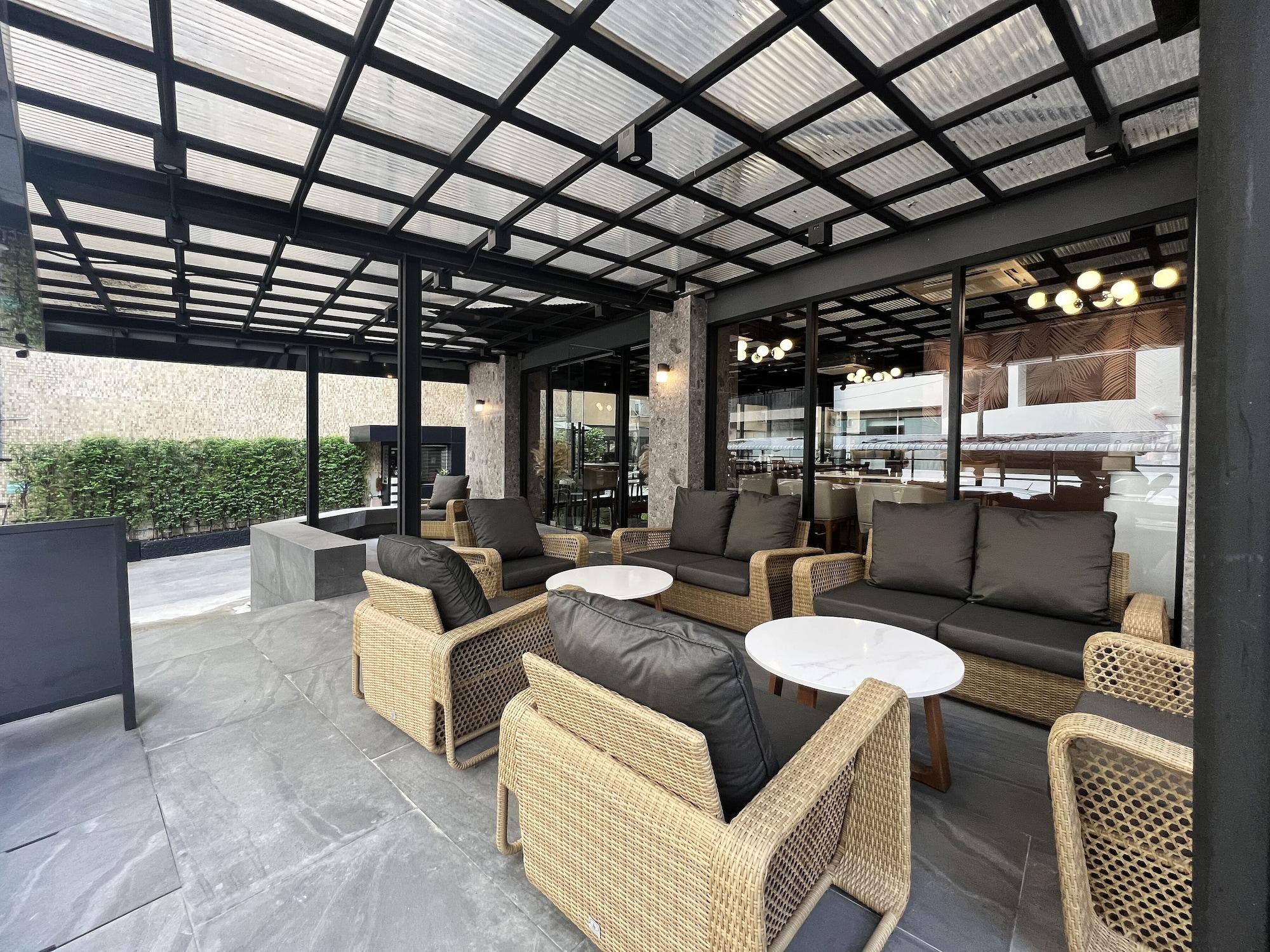 Restaurant @Nares Hotel