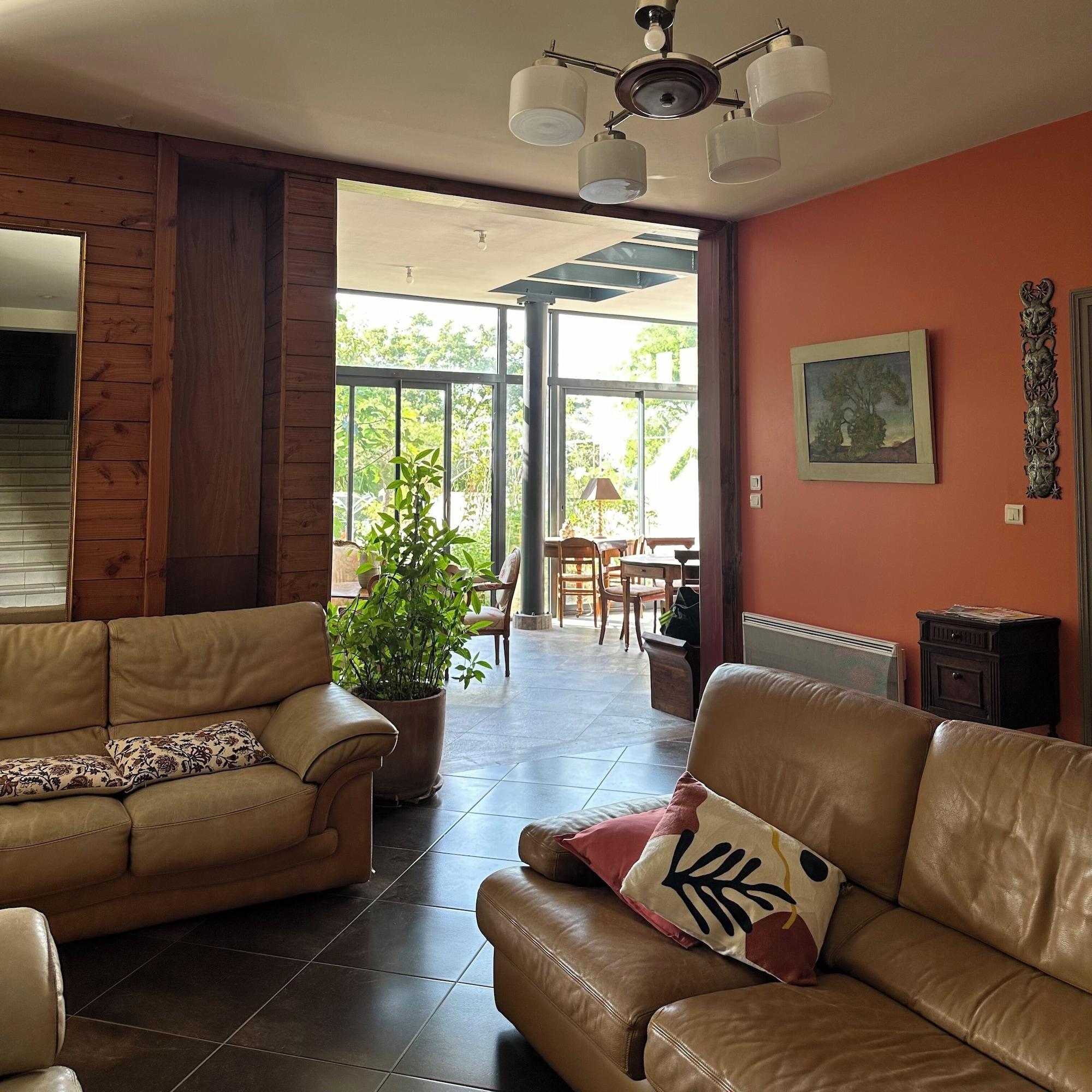 Vista Lobby La Maison du Coteau
