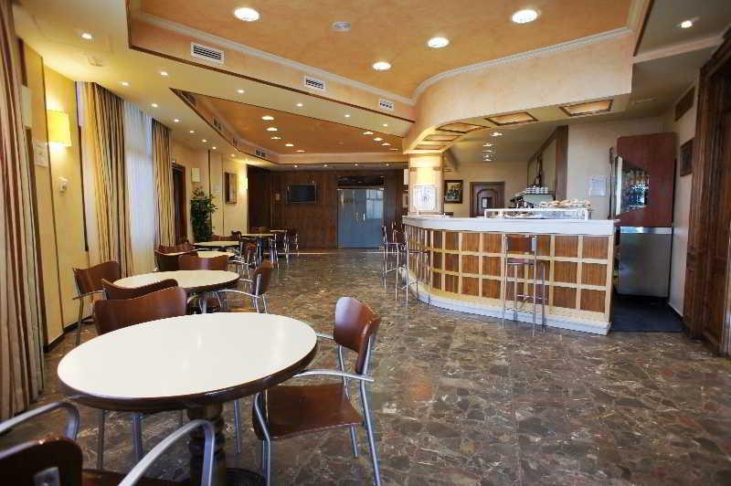 Bar/Salón Montermoso