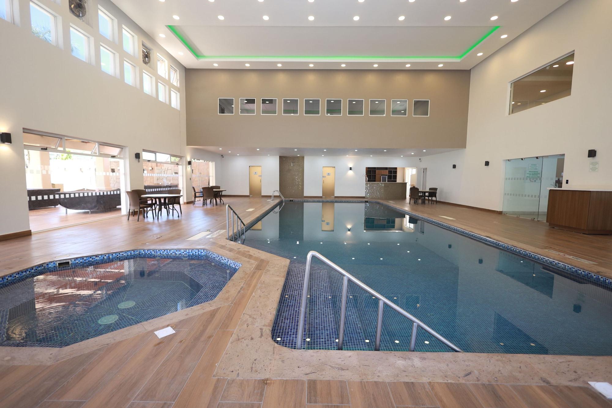 Vista Piscina Holiday Inn Durango by IHG