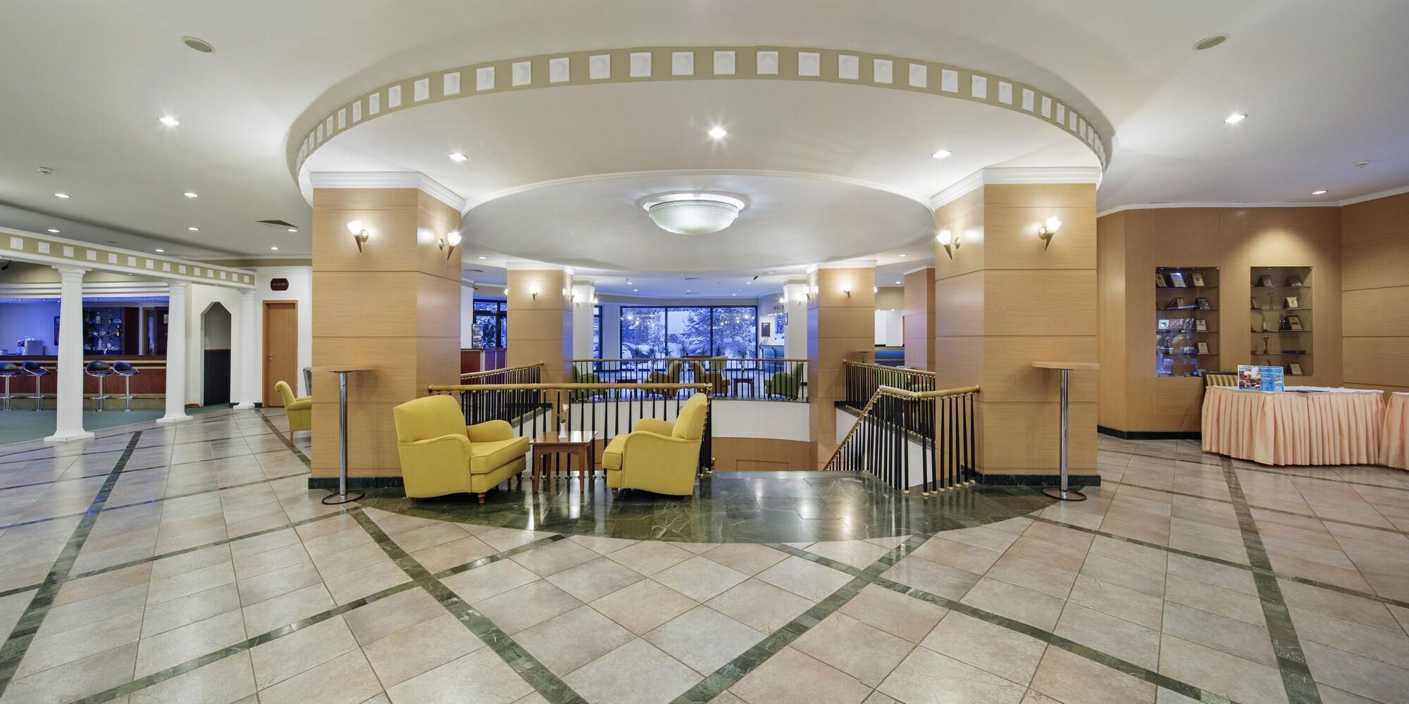 Vista Lobby Palan Hotel