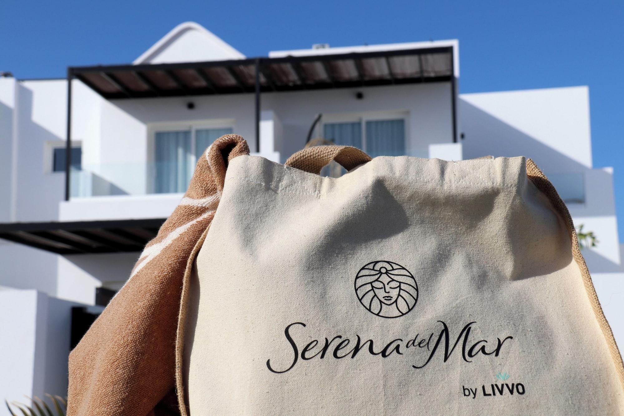 Vista Exterior Serena del Mar by LIVVO