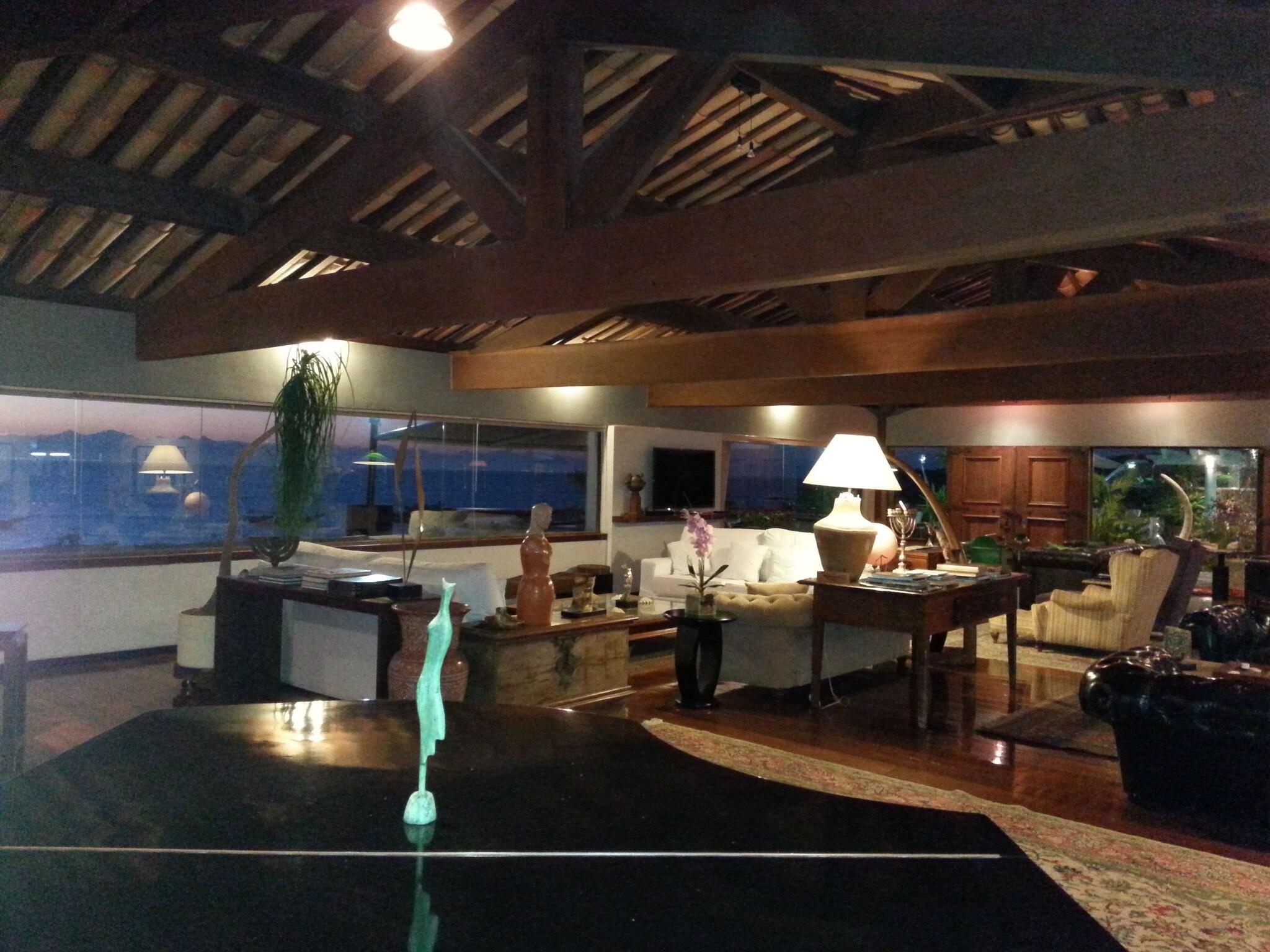 Vista Lobby El Cazar