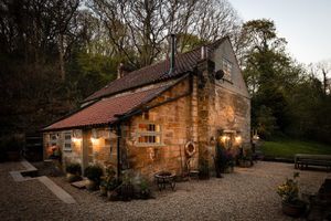 Alquiler Vacacional - A luxury country cottage by the sea, 5 ensuite bedrooms, walkable to the harbour