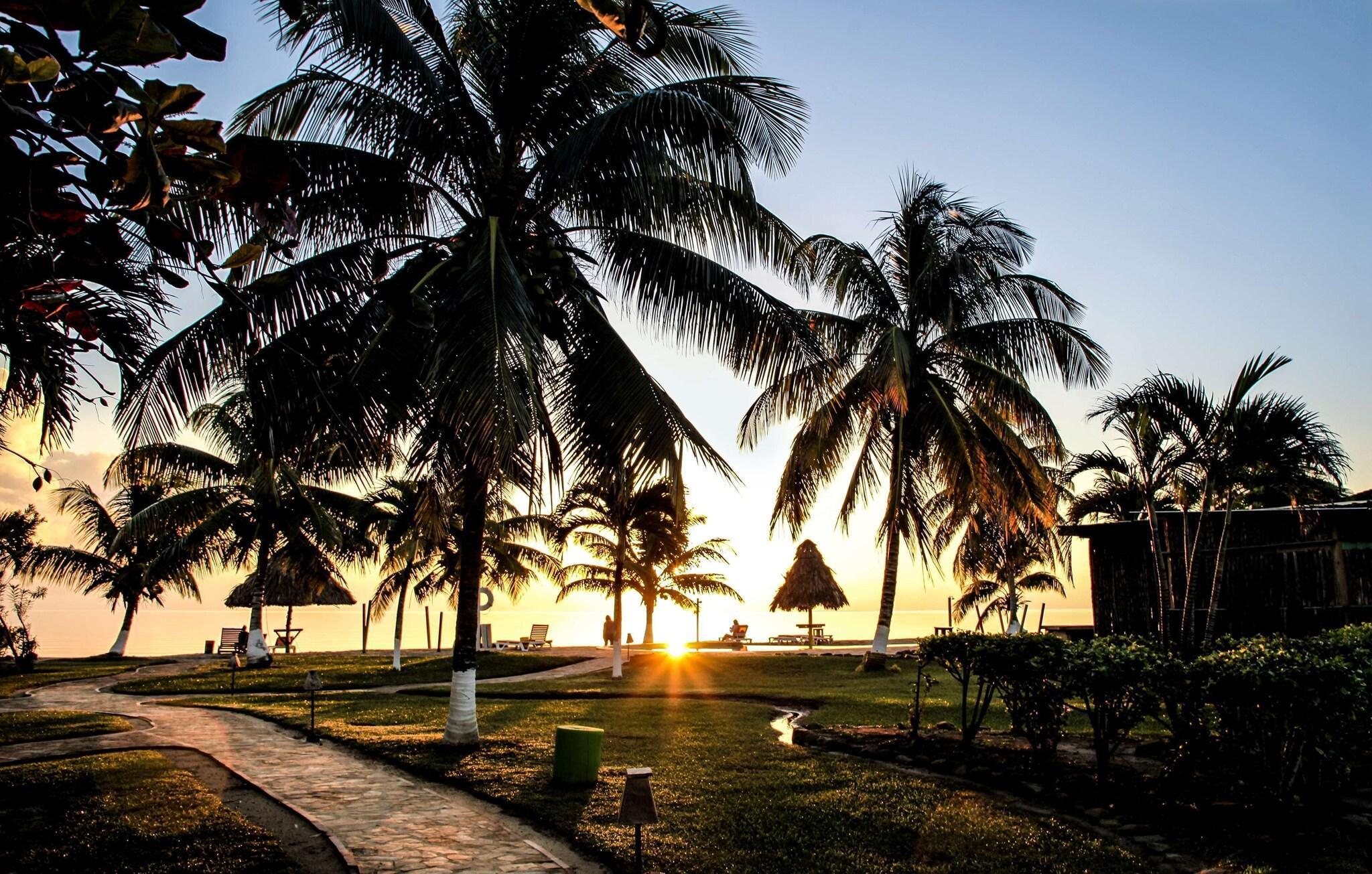 Vista Exterior Hopkins Bay Belize, a Muy'Ono Resort