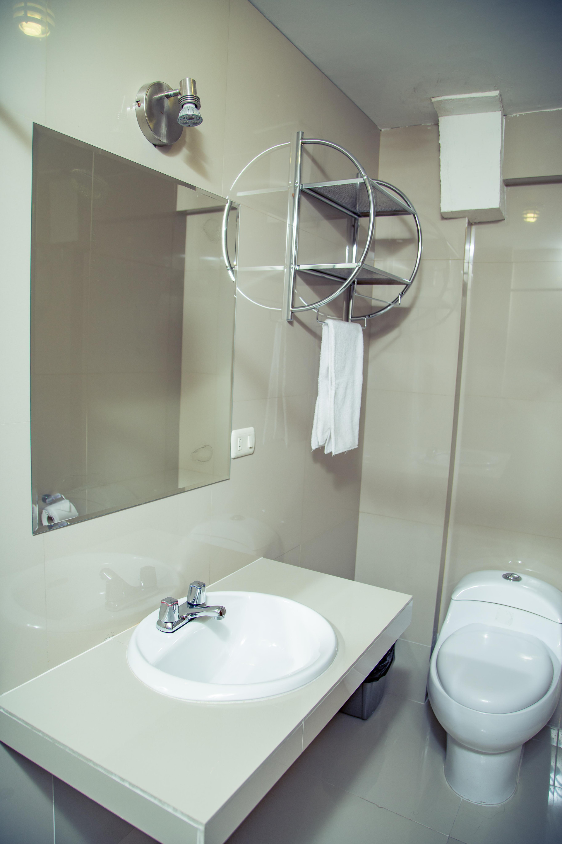 Baño Sol de los Andes