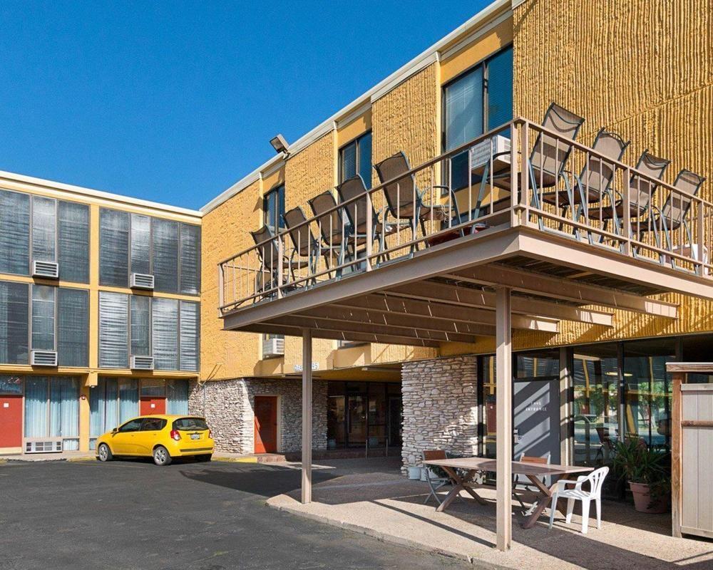 Vista Exterior Econo Lodge San Angelo