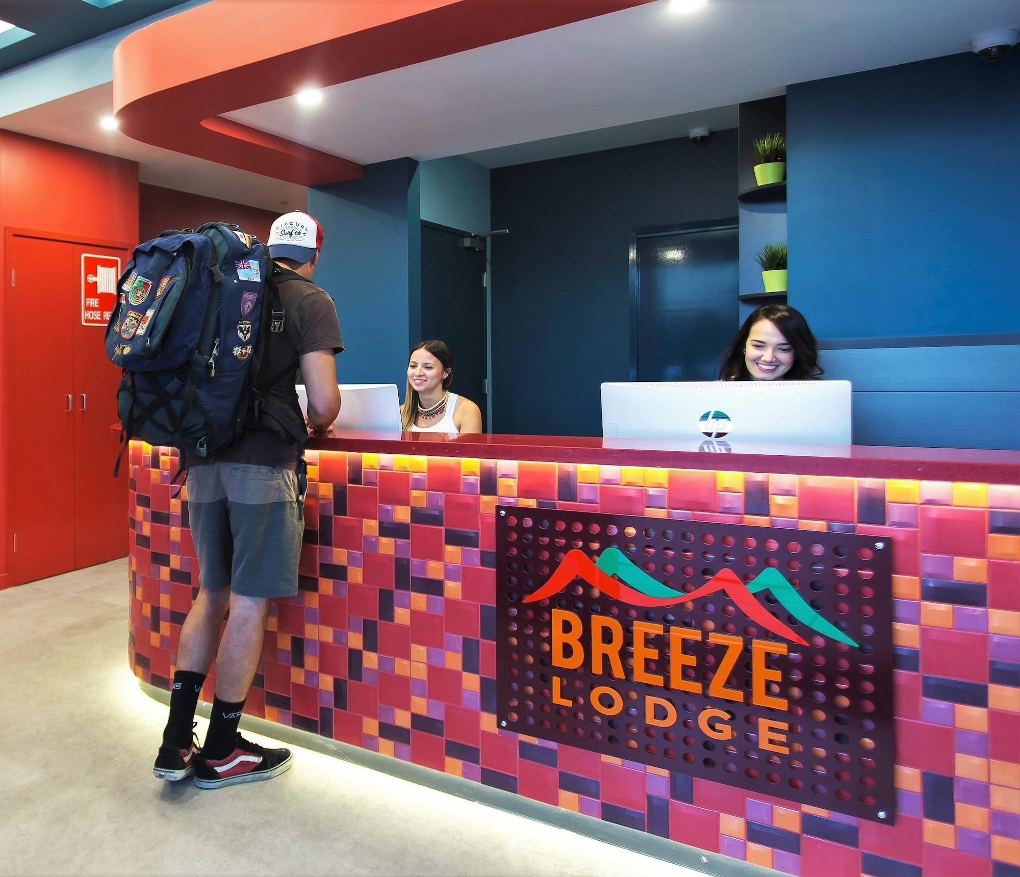 Vista Lobby Breeze Lodge - Hostel