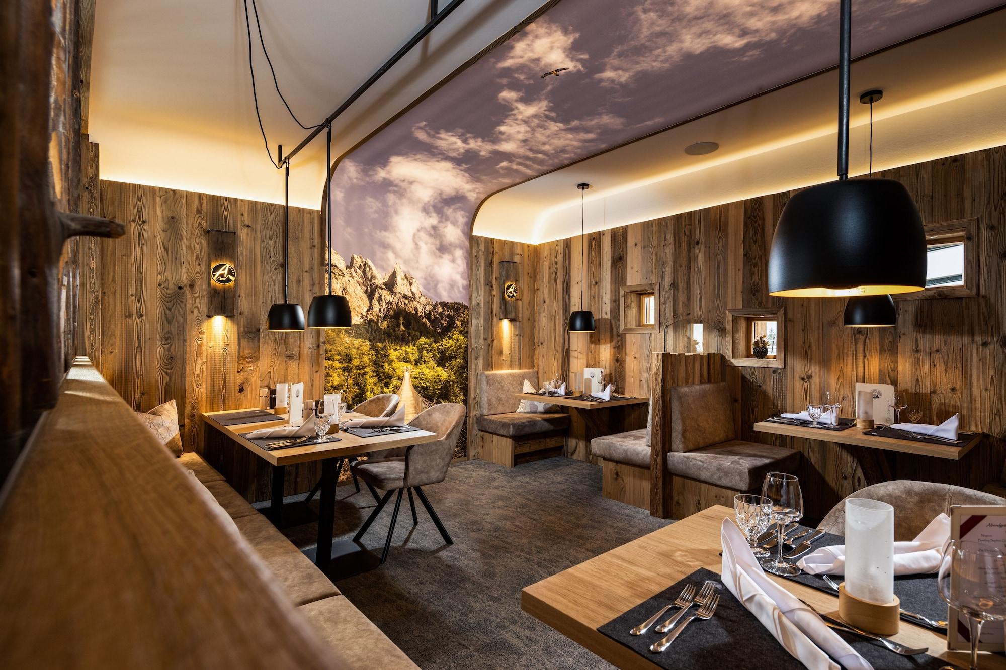 Restaurant Alm- & Wellnesshotel Alpenhof