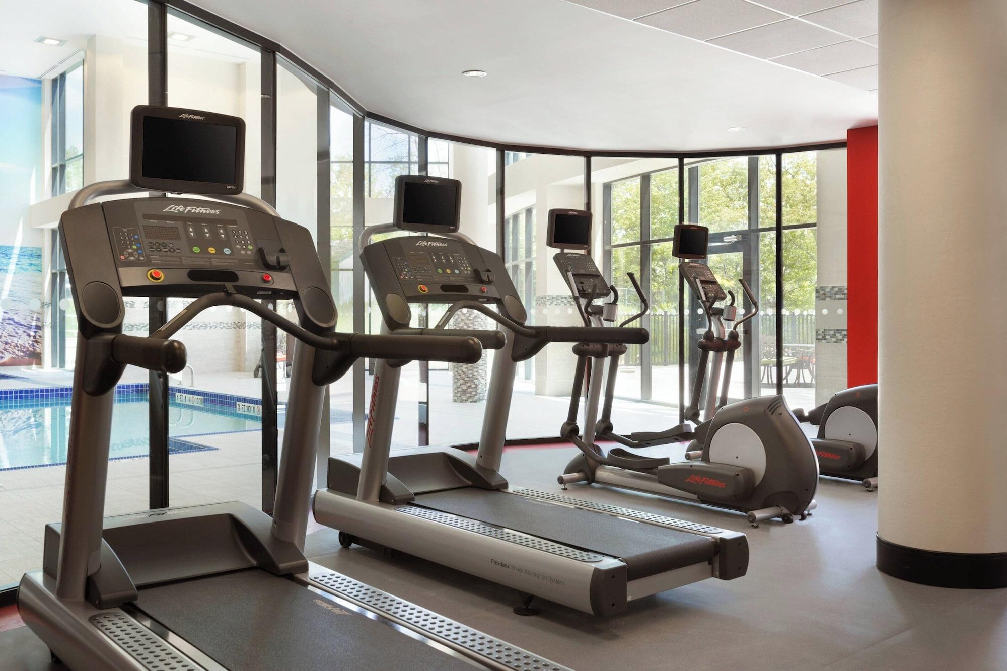 Gimnasio Courtyard by Marriott Toronto Mississauga/West