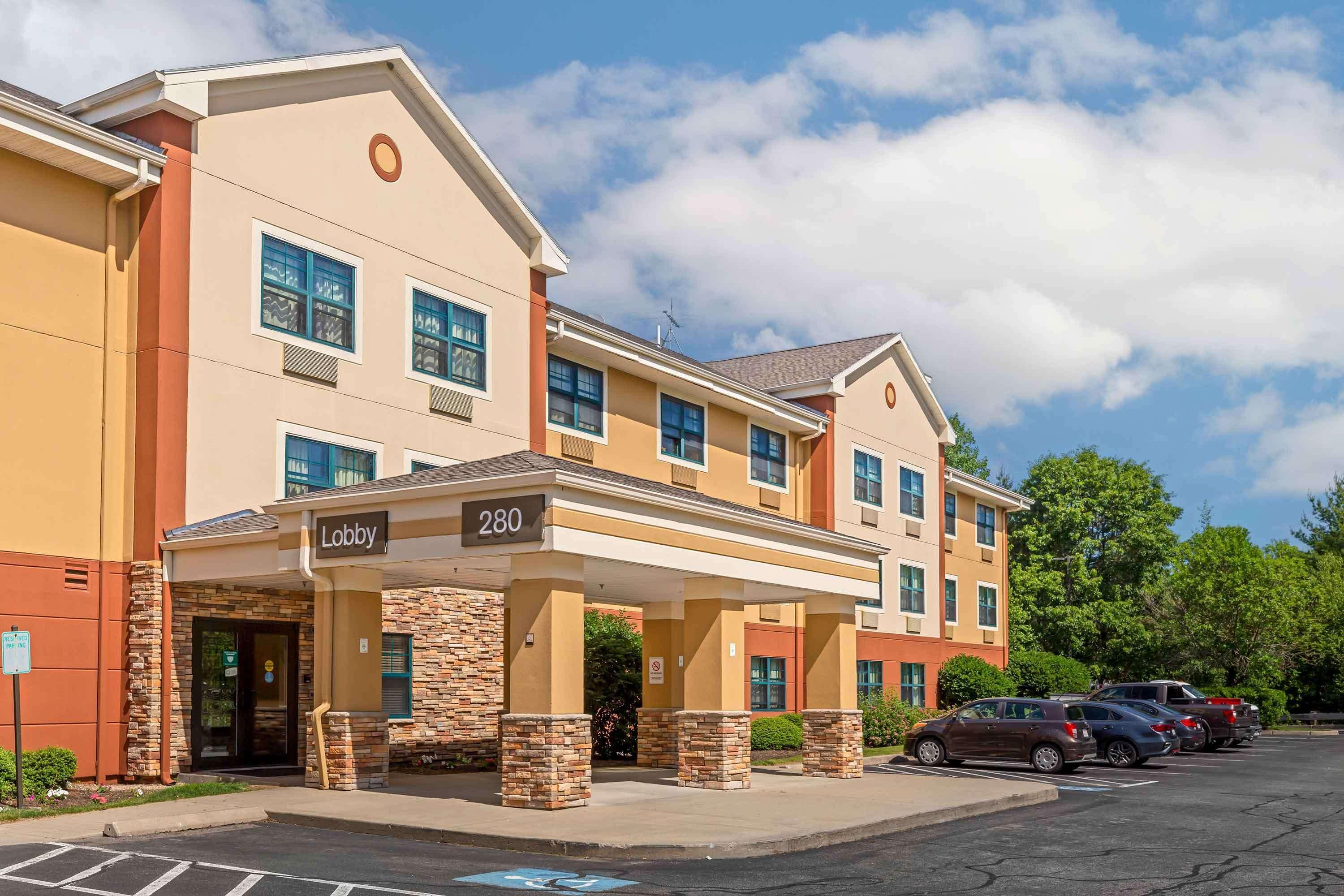 Vista Exterior Extended Stay America Suites Foxboro Norton