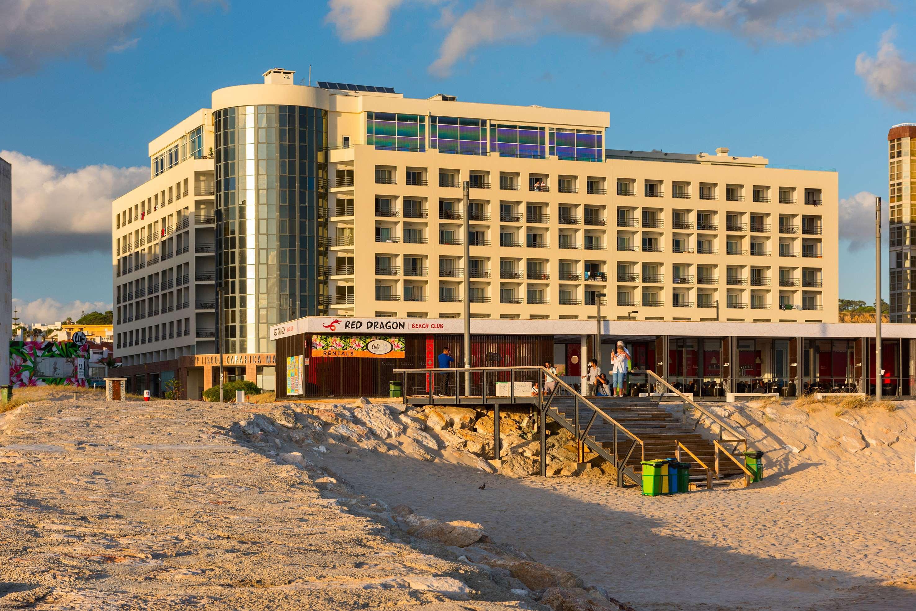 Vista Exterior TRYP by Wyndham Lisboa Caparica Mar