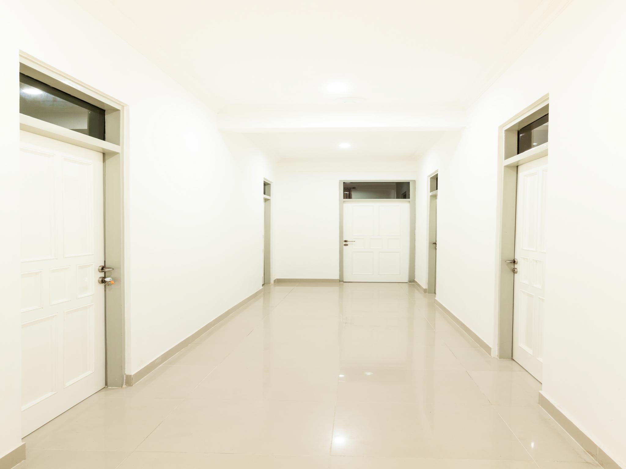 Varios Wakeup Homestay - Hostel