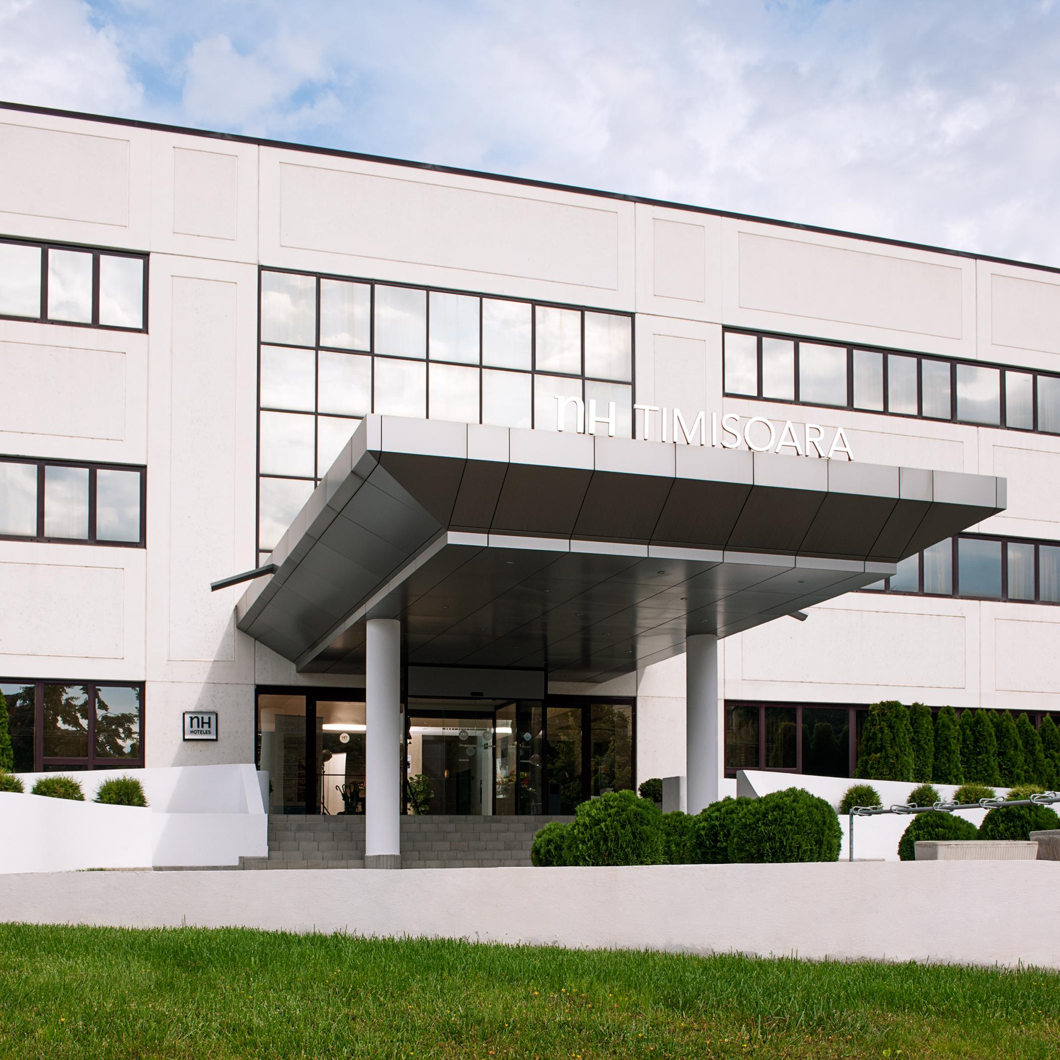 Vista Exterior NH Timisoara