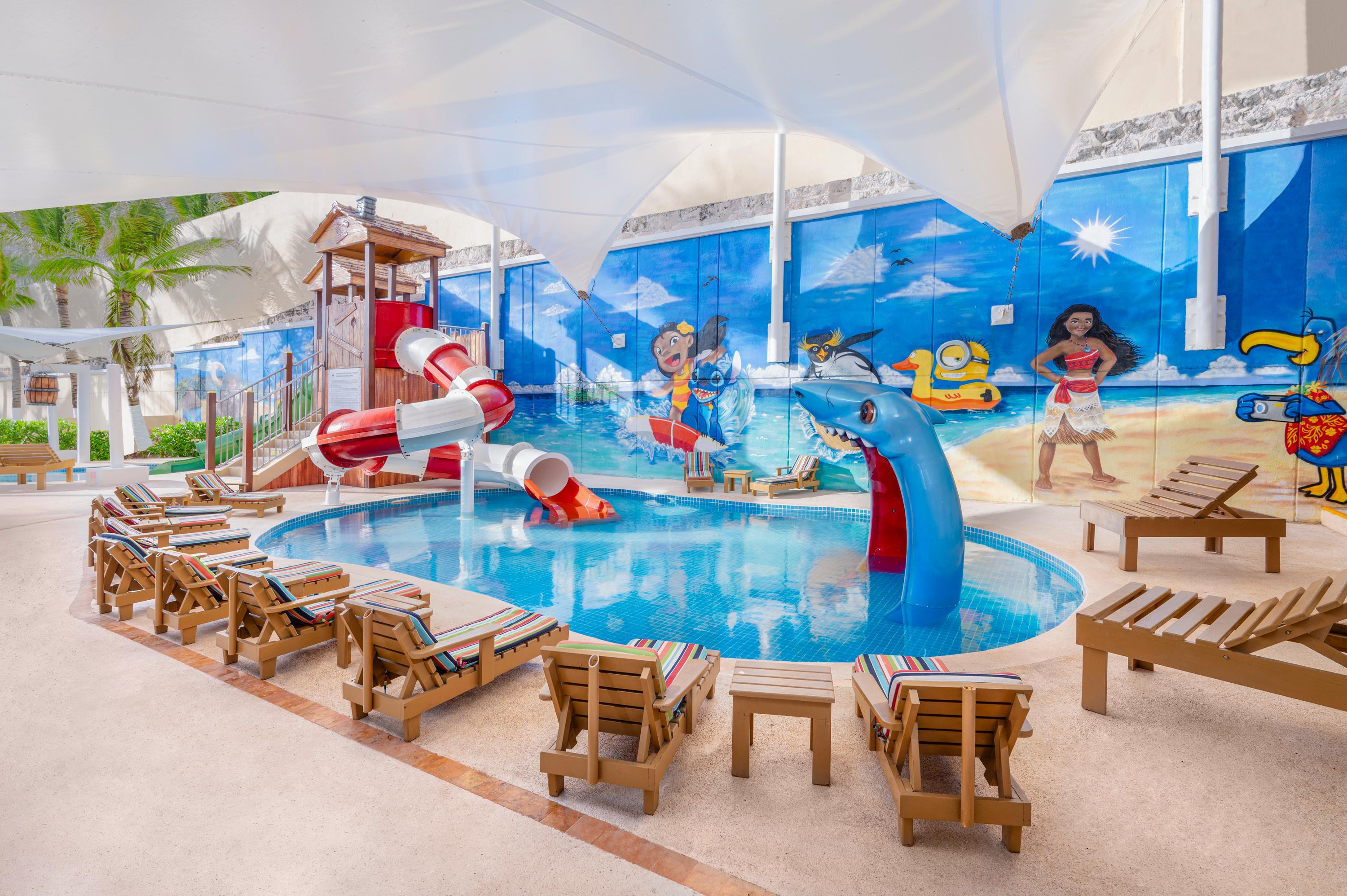 Área de juegos para niños GR Solaris Cancún and Spa All Inclusive