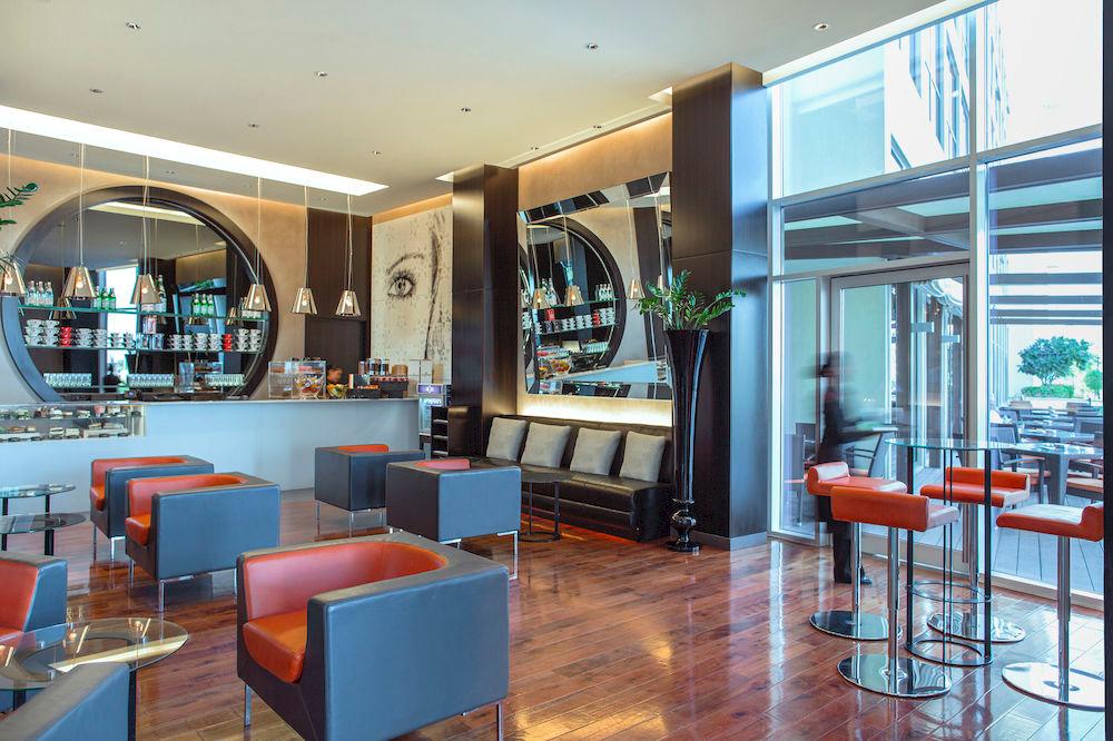 Bar/Salón Centro Sharjah by Rotana