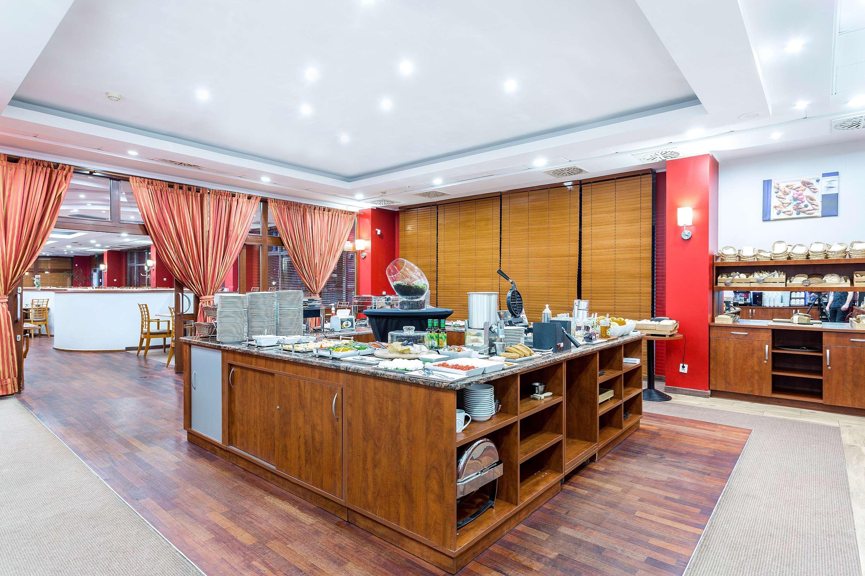 Restaurant Qubus Hotel Legnica