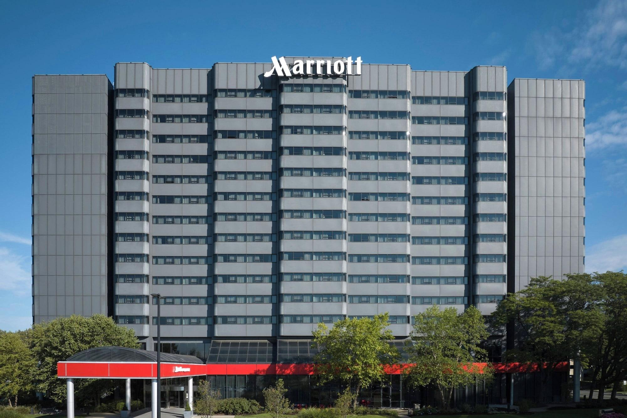 Vista Exterior Teaneck Marriott at Glenpointe