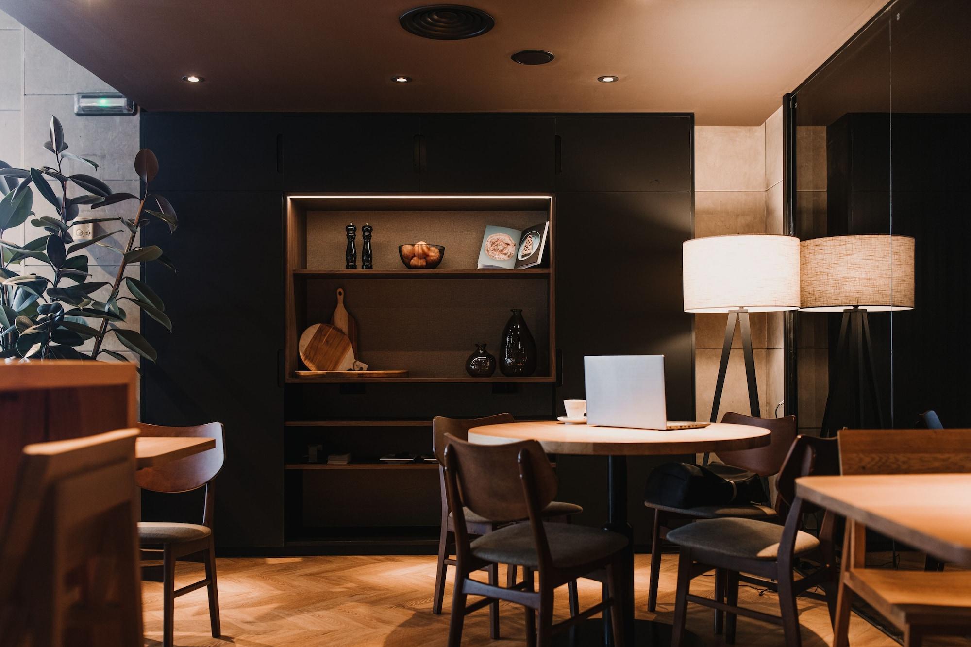 Varios Hotel Kramer