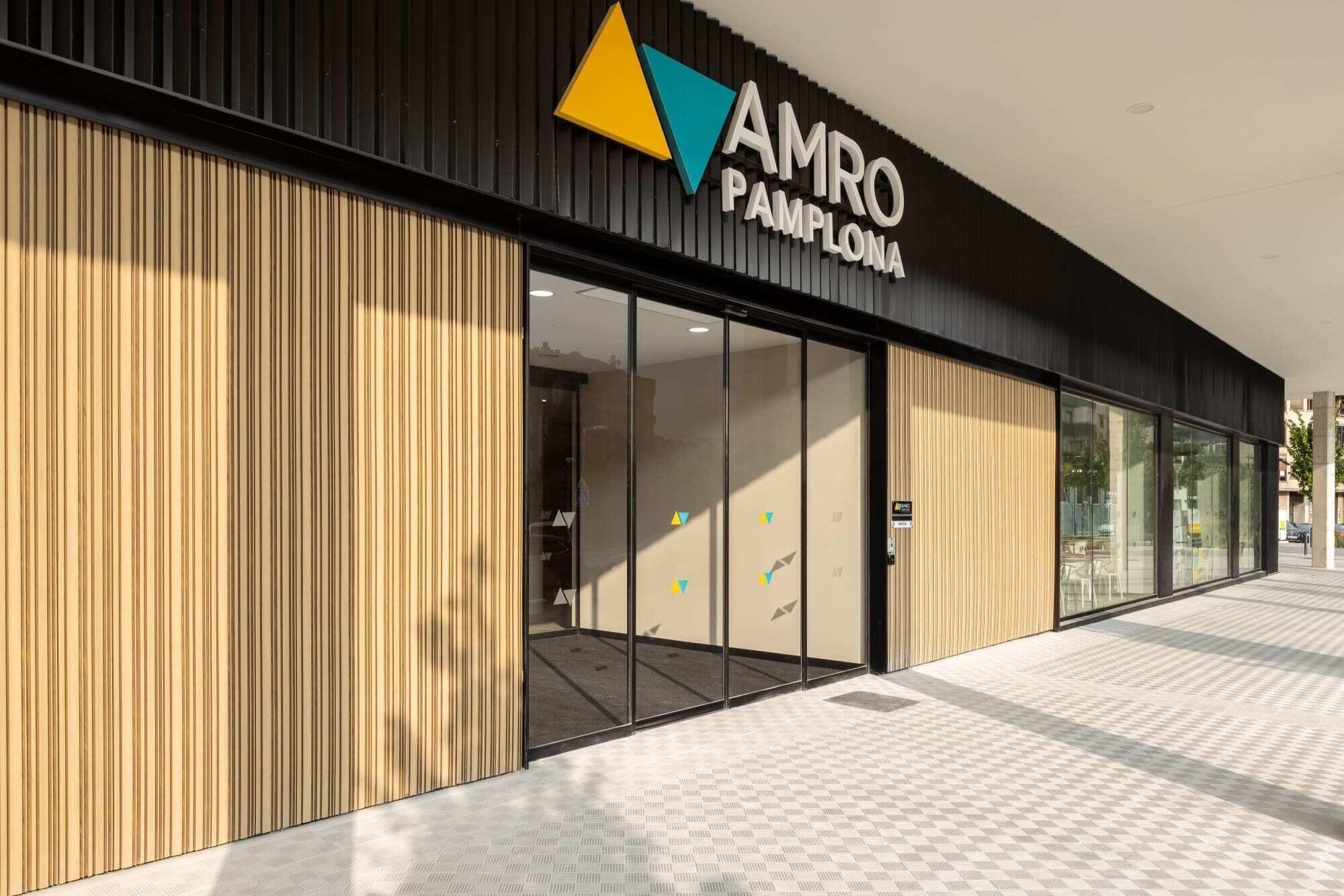 Vista Exterior Amro Pamplona