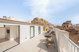 Alojamiento - Tandem Pórtico Alicante Suites
