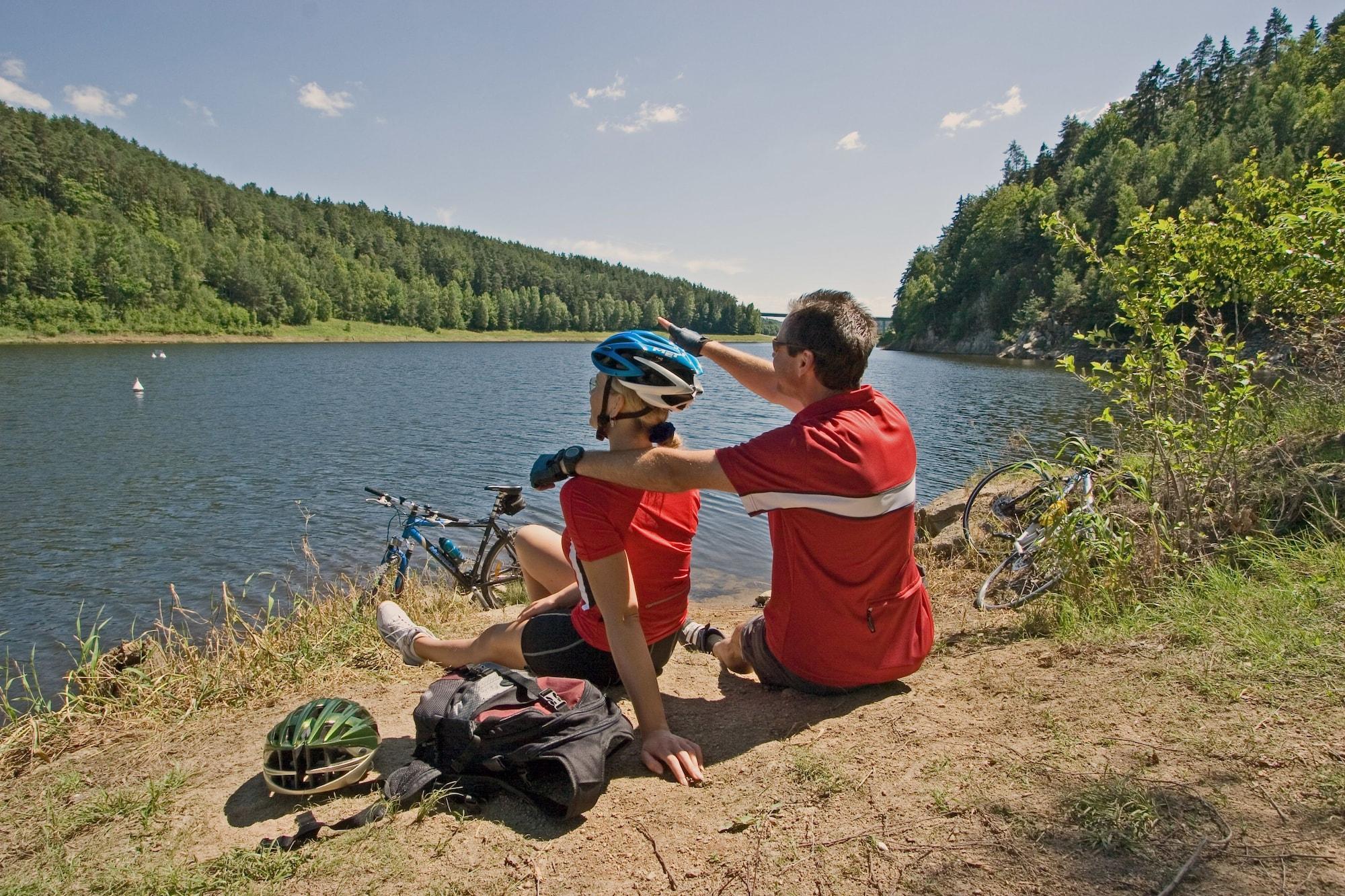 Varios Panorama-Hotel Am See