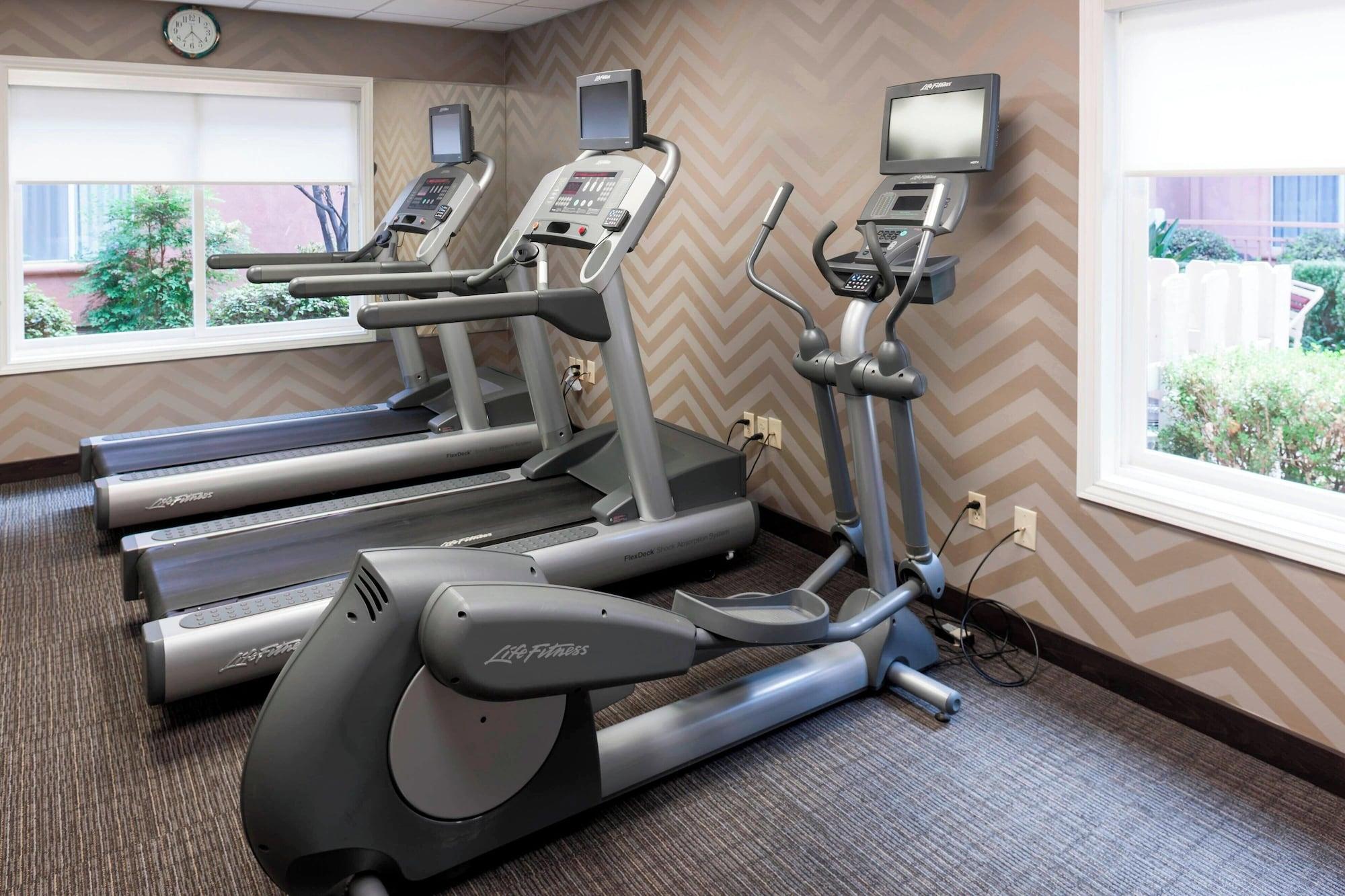 Gimnasio Fairfield Inn Santa Clarita Valencia
