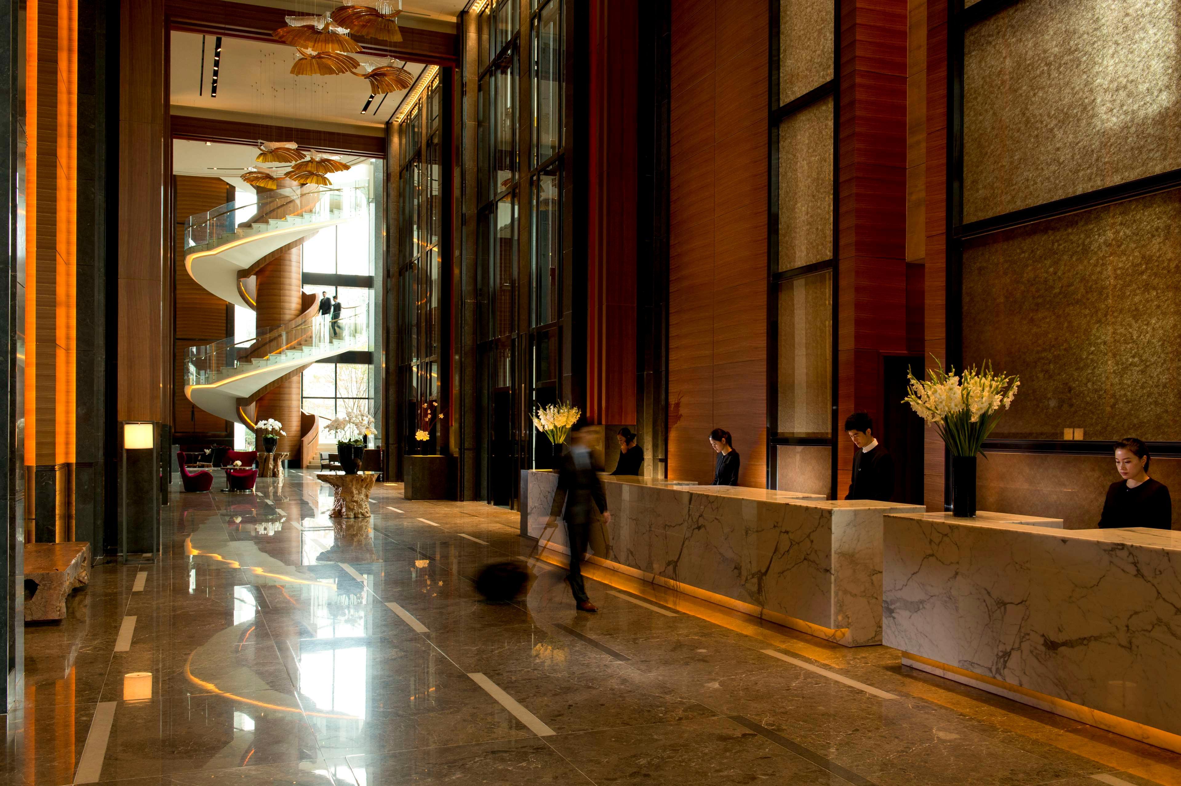 Vista Lobby Conrad Seoul