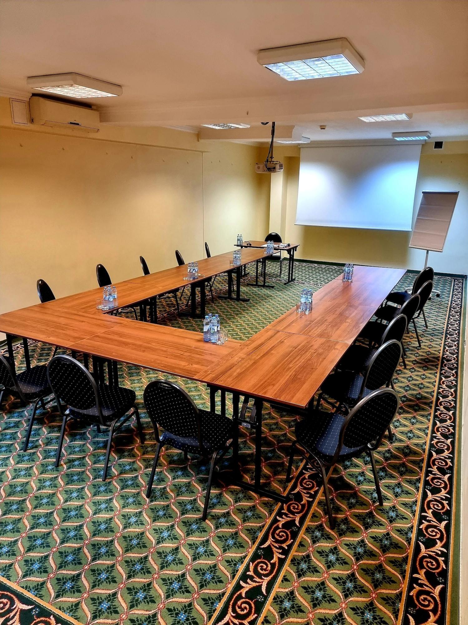 Sala de Reuniones Hit Hotel