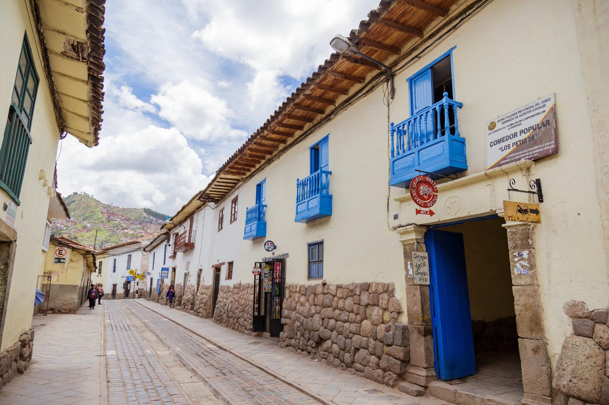 Vista Exterior Ukukus Hostel