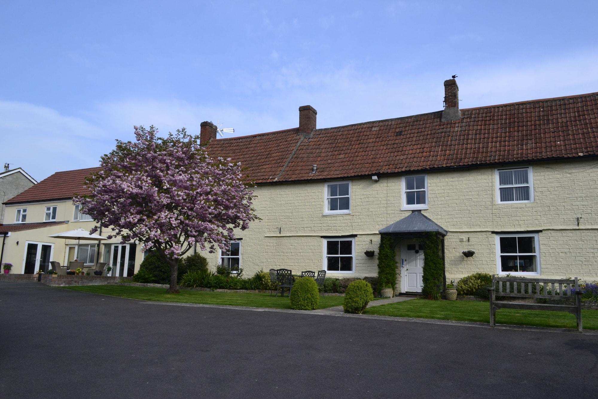 Varios The Lawns Tea Room and B&B