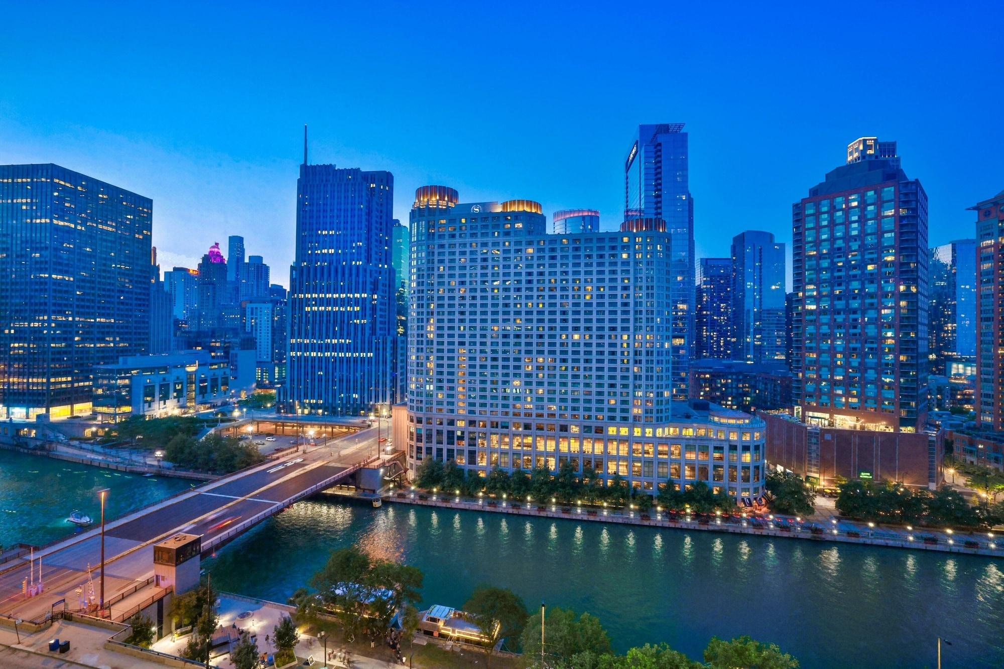 Vista Exterior Sheraton Grand Chicago Riverwalk