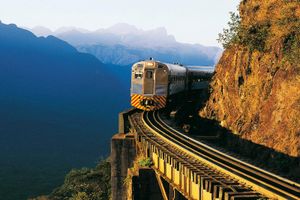 Activity - Touristic Train ride to Morretes by the Green Mountain Range with lunch