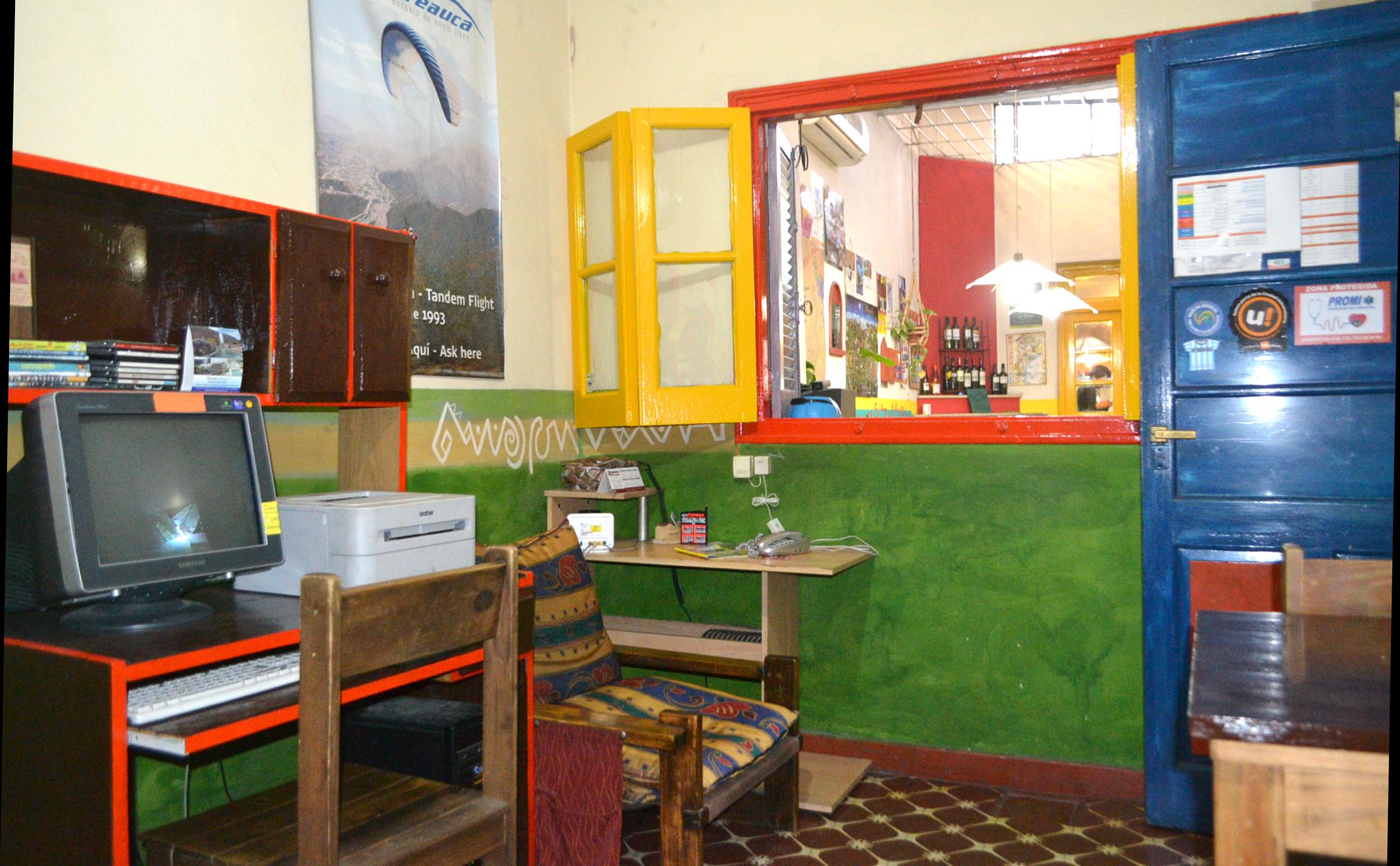 Meeting room Casa Pueblo Hostel Mendoza, Argentina