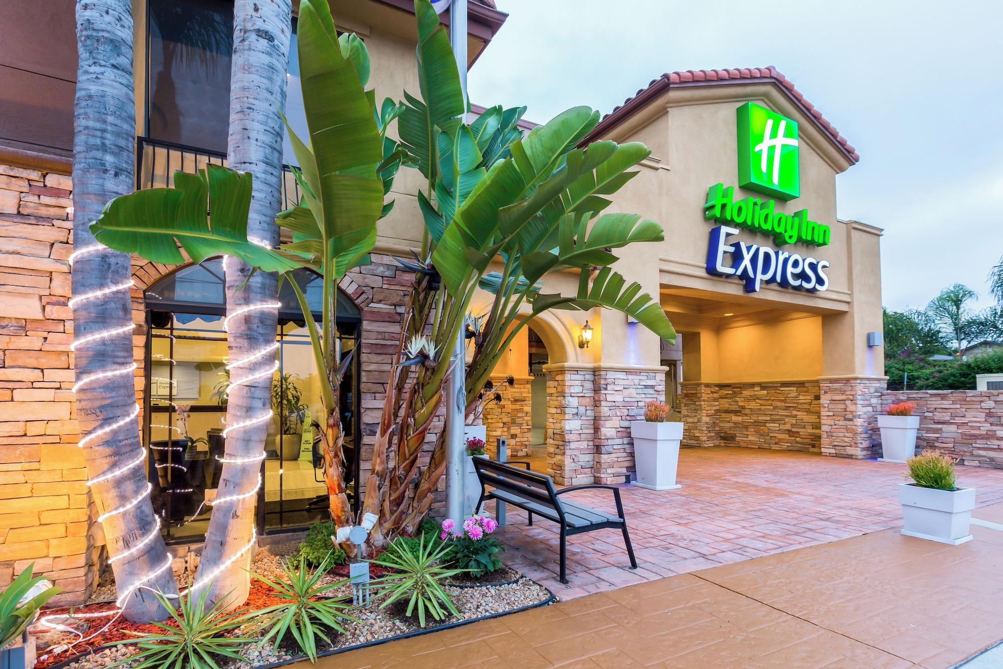 Vista Exterior Holiday Inn Express San Diego - SeaWorld Area by IHG