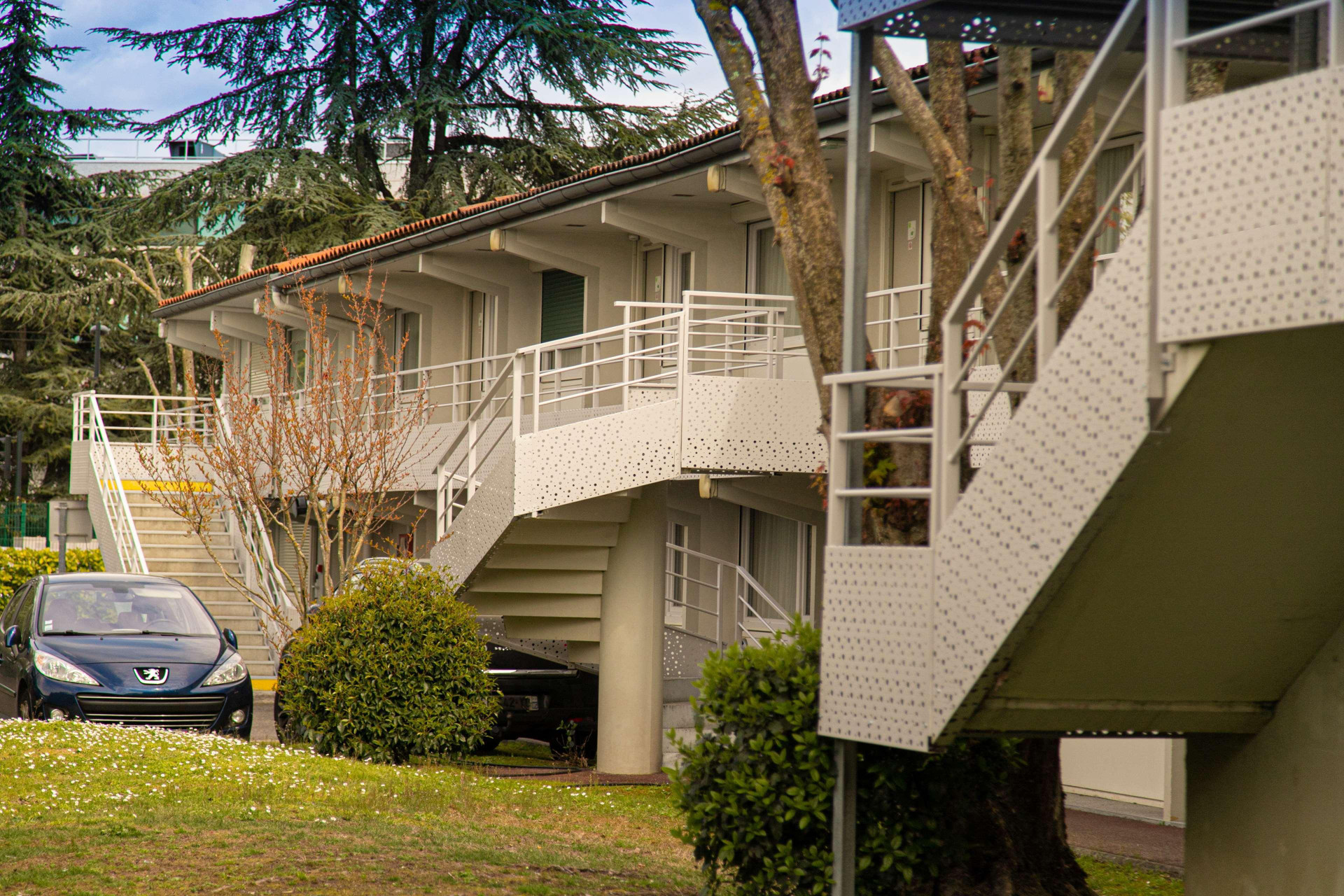 Vista Exterior Campanile Toulouse Blagnac 