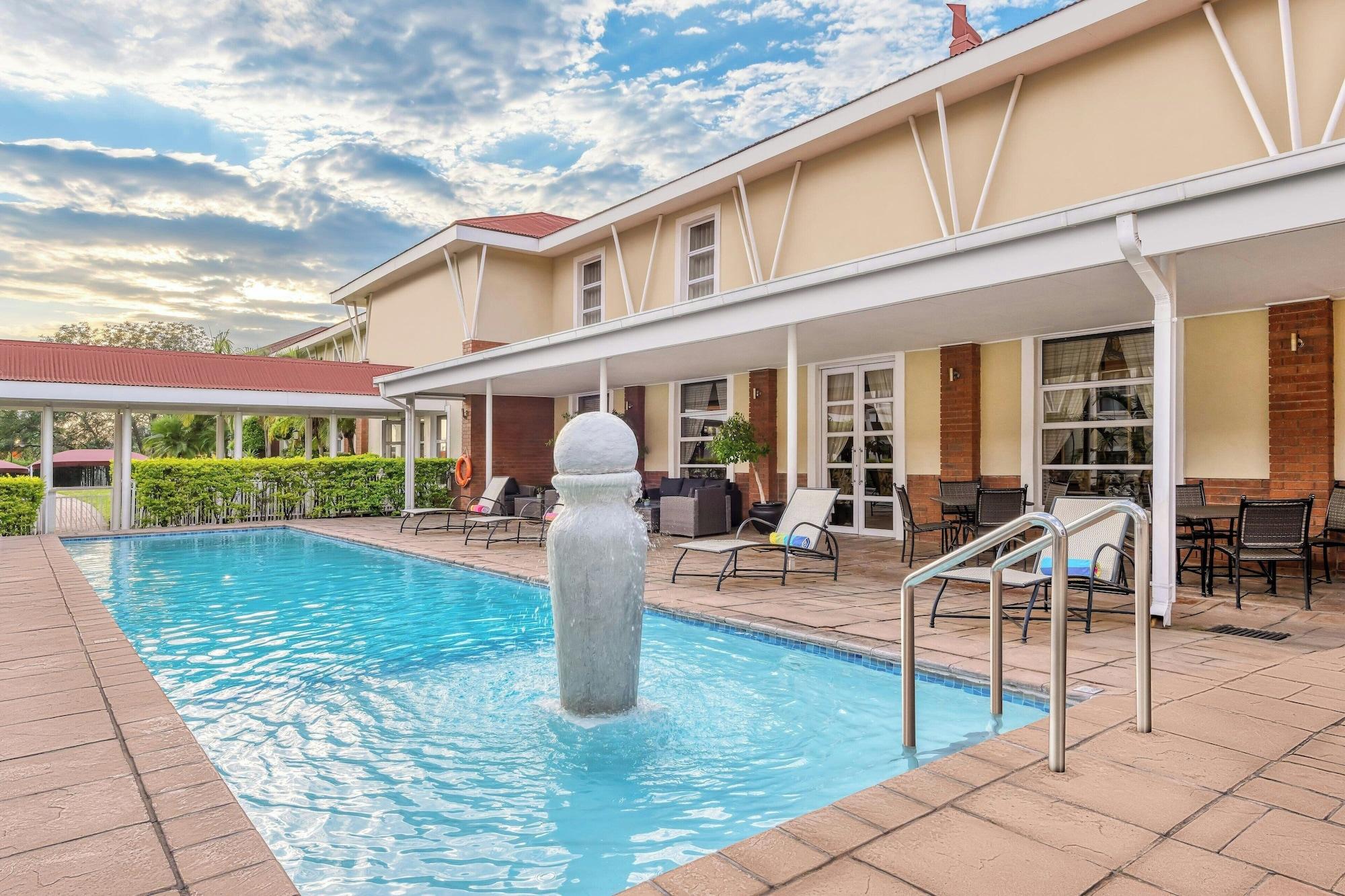 Vista Piscina Protea Hotel by Marriott Nelspruit