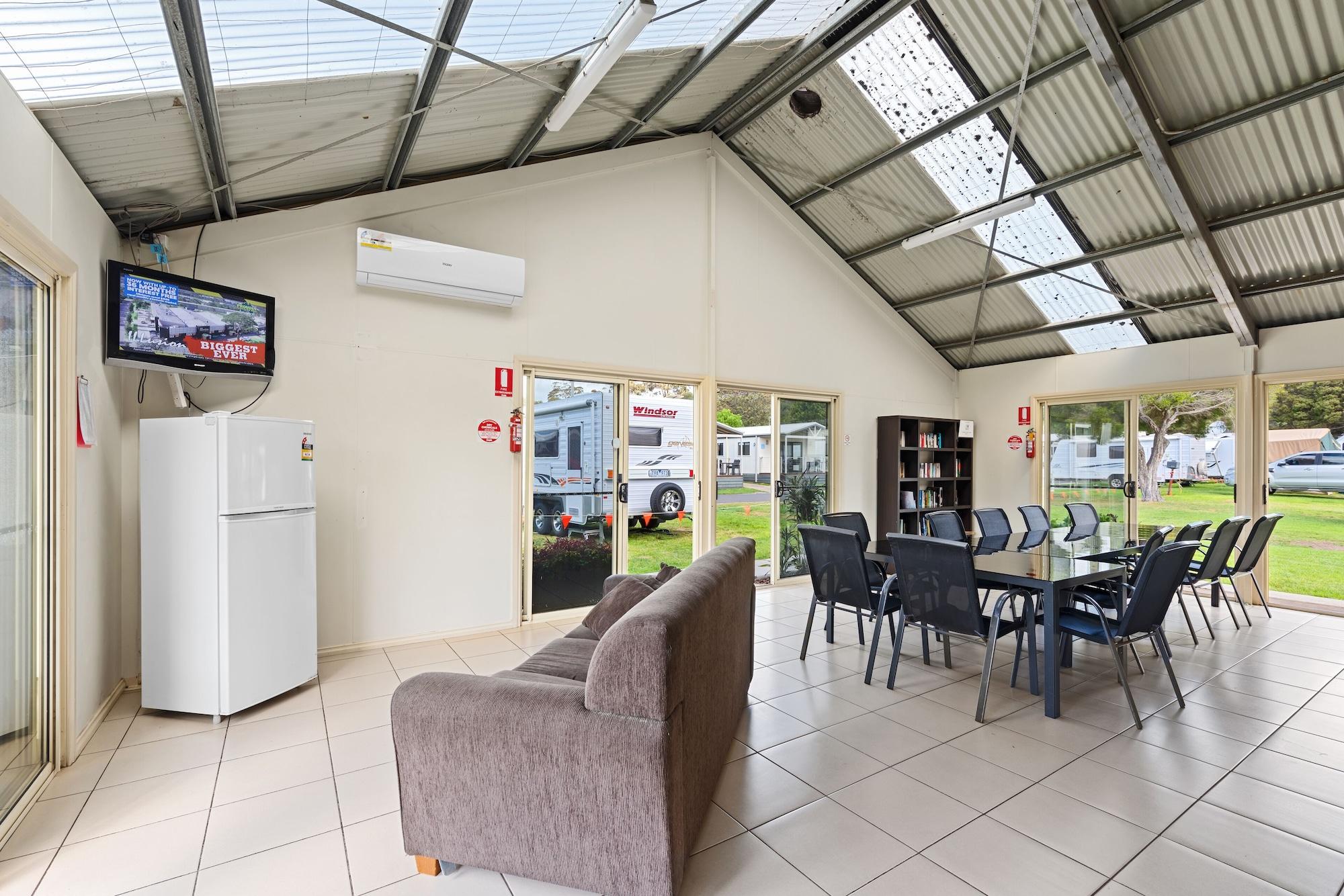 Restaurant Discovery Parks - Geelong