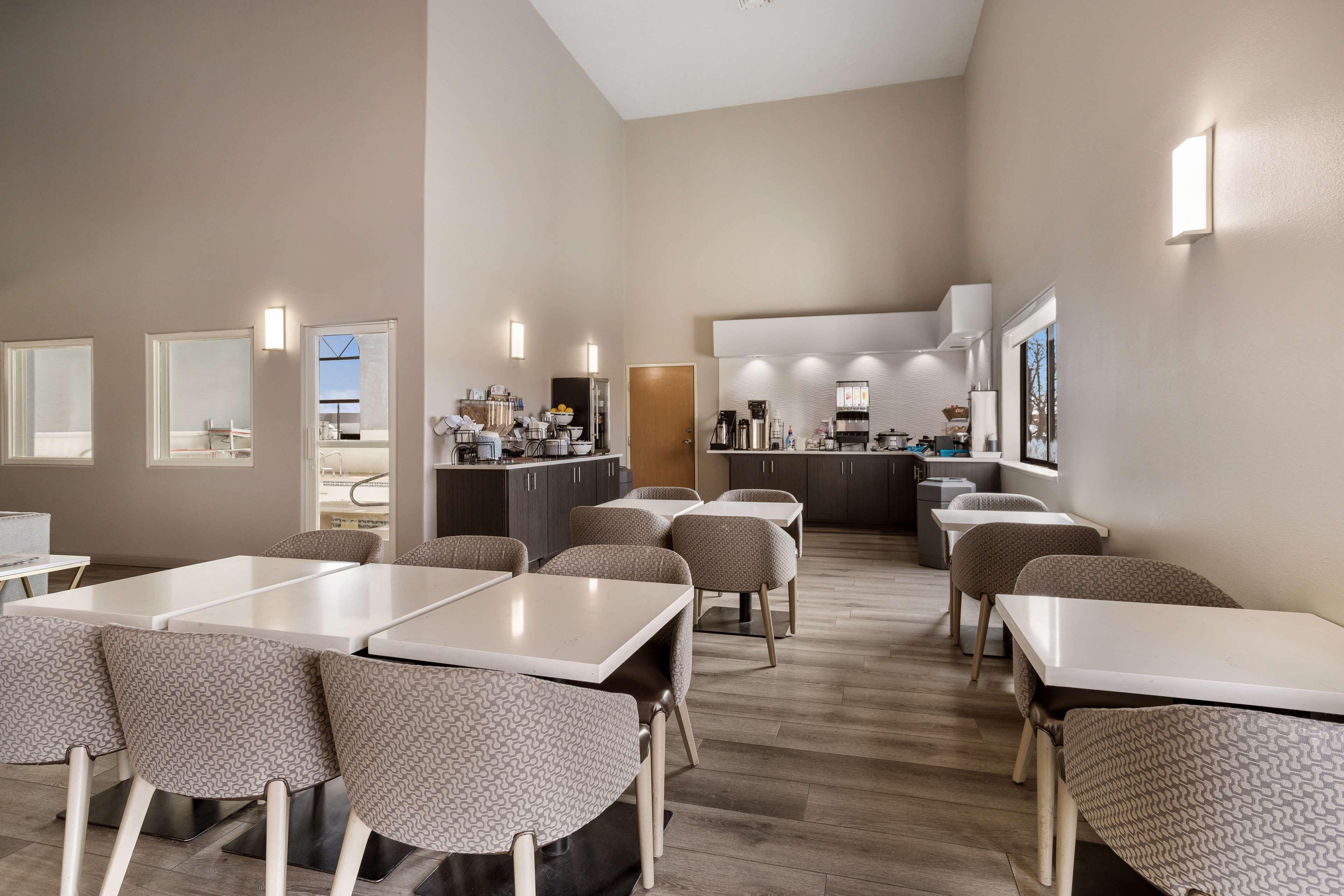 Restaurant SureStay Hotel by Best Western Grants