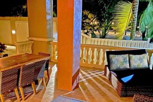 Alquiler Vacacional - NEW: Only TRUE OCEANFRONT @ Infinity Bay Resort + Private Terrace & 24hr Service
