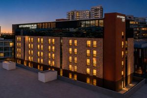 Alojamiento - City Express Plus by Marriott Monterrey Nuevo Sur