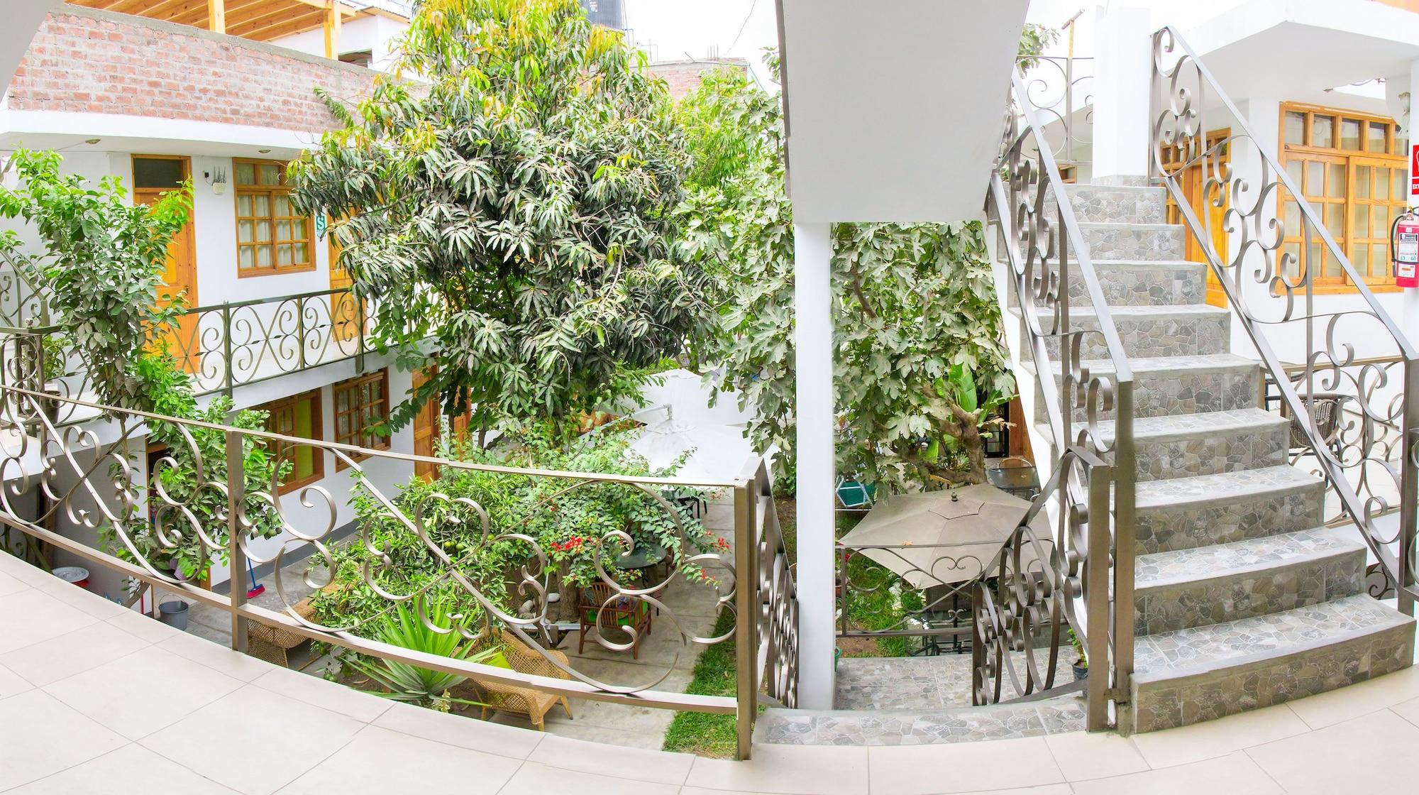 Vista Exterior El Huerto Hostel